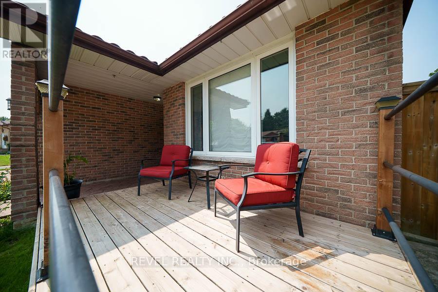 Property at 432 MANITOBA ROAD image 3