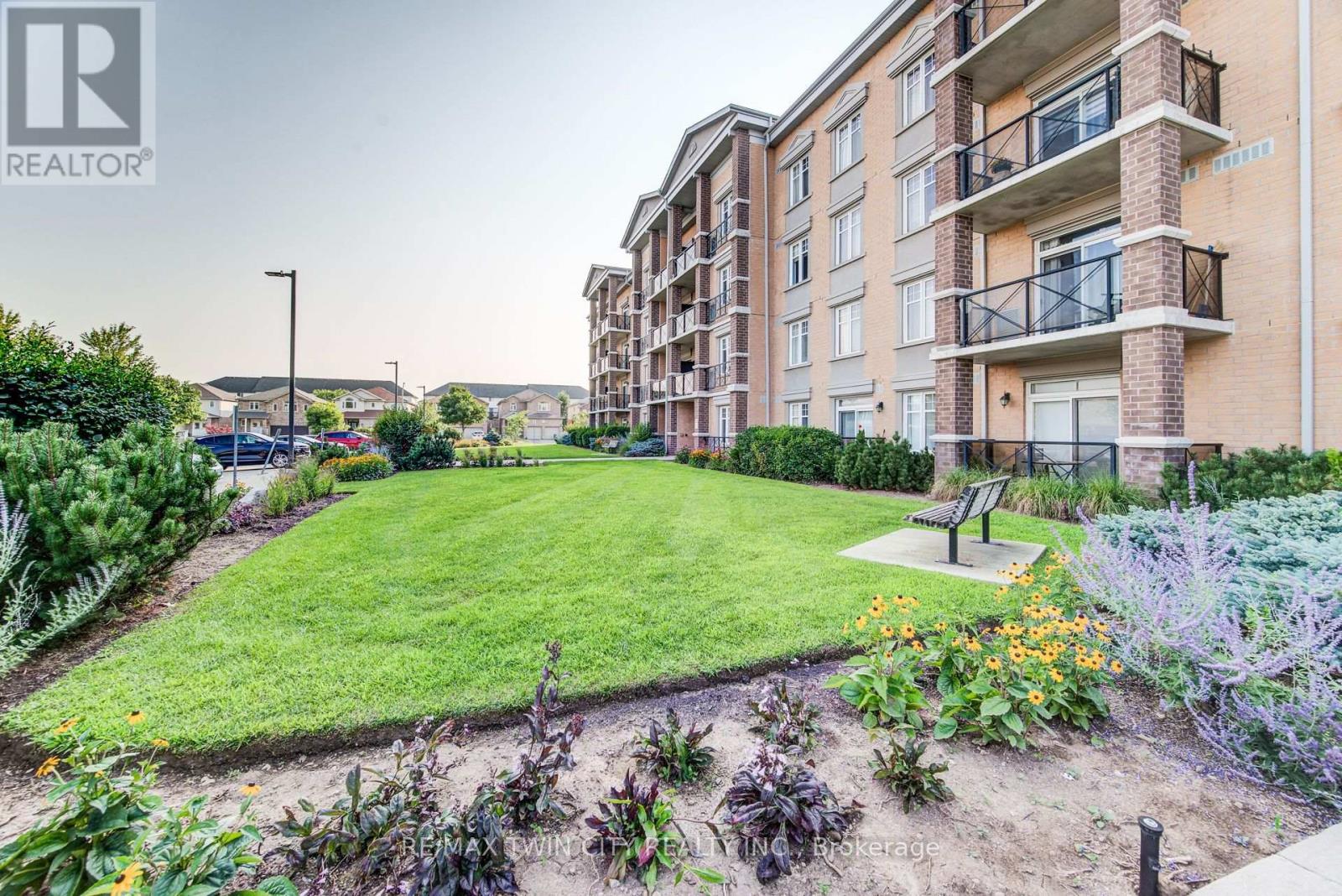 Property at 401 - 2 COLONIAL DRIVE image 2