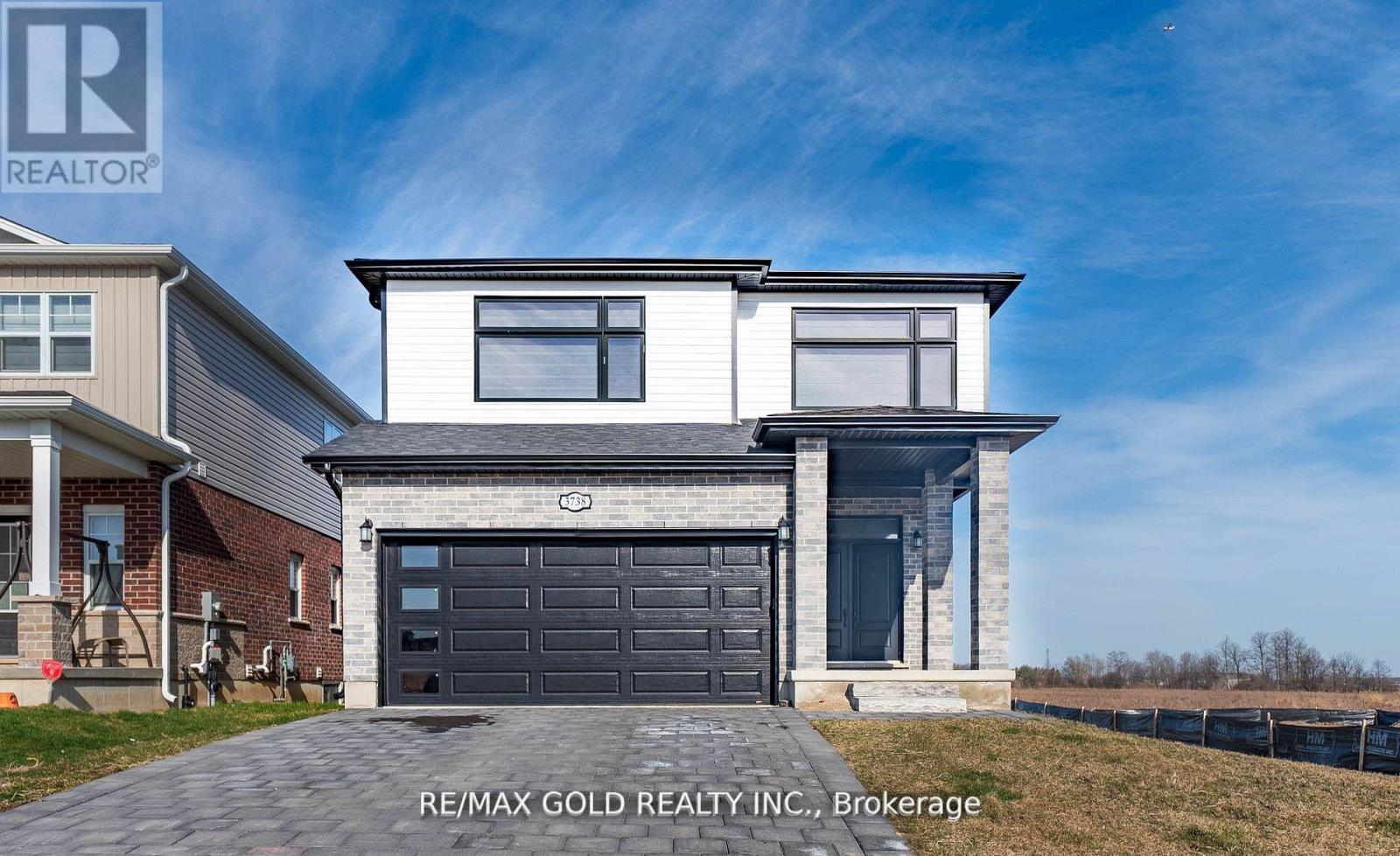 3738 STEWART AVENUE, London South, Ontario