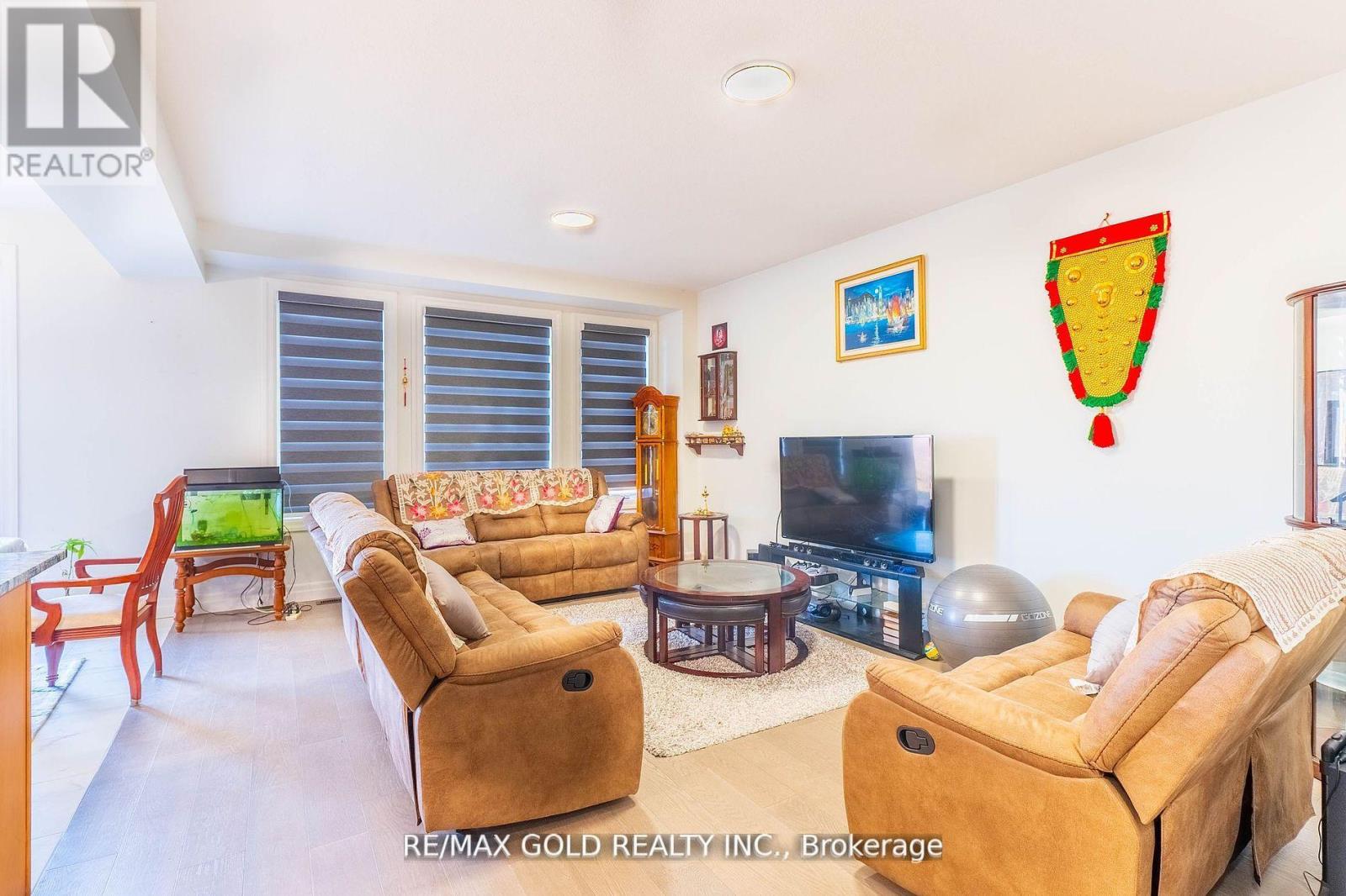 3738 Stewart Avenue, London South, Ontario  N6L 0J1 - Photo 4 - X12327200