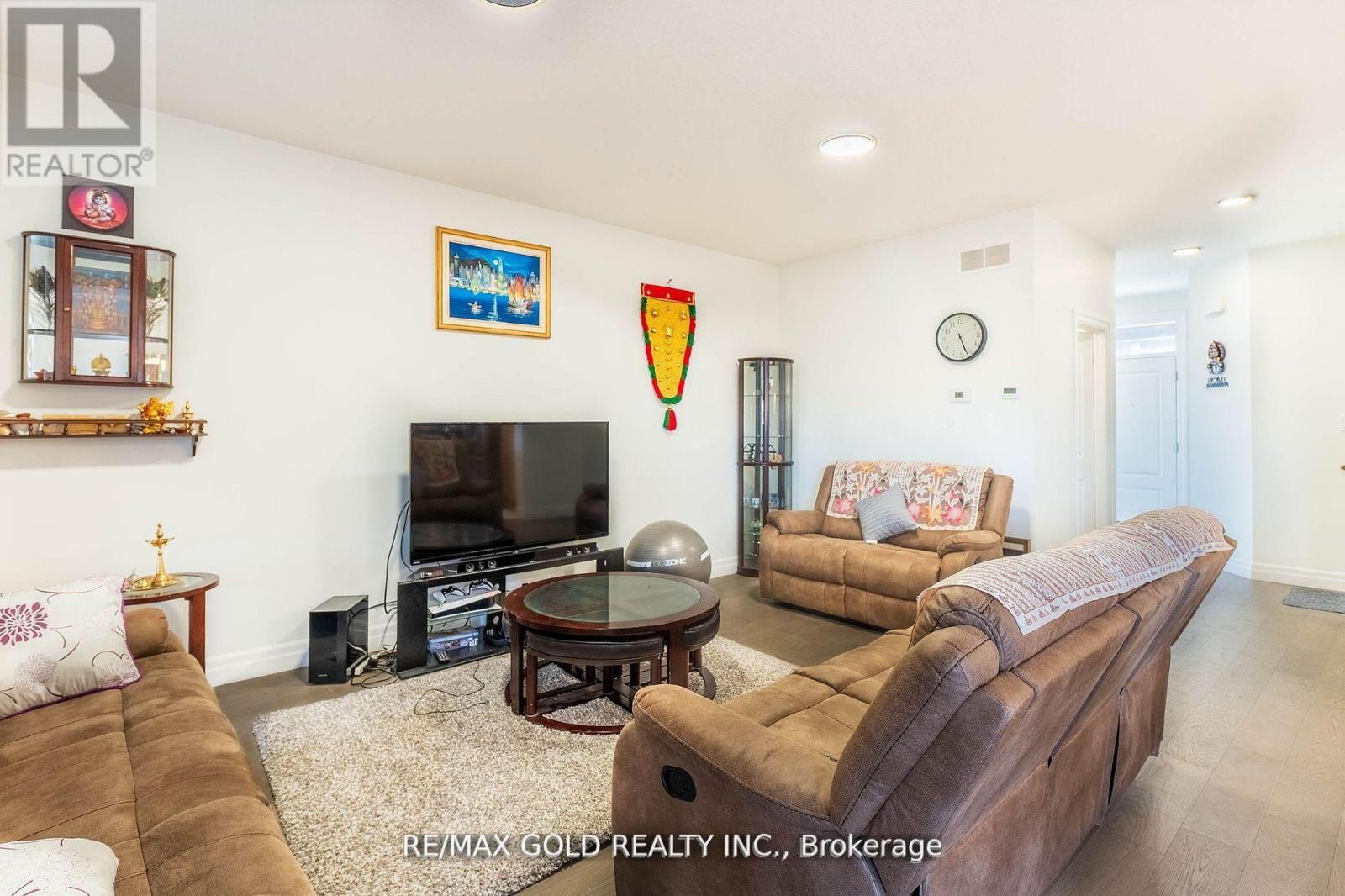 3738 Stewart Avenue, London South, Ontario  N6L 0J1 - Photo 5 - X12327200