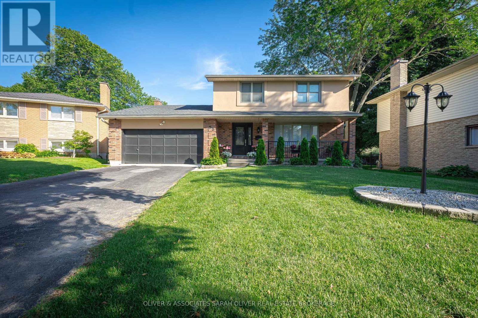 Great opportunity on a beautifully treed court in desirable Norton Estates! This spacious home is perfect for the growing family with open kitchen, 3 large bedrooms, large double garage, ample parking for up to 8 cars and a main floor family room with fireplace. Outside you will find a wonderfully private, fully fenced, back yard for you to enjoy. Recently graded and had an exceptional deck with seating added for entertainment. Fully updated kitchen, living room and sun room as well as fully finished basement adding 2 additional bedrooms or 1 bedroom with a living space as well as bathroom. This house has been meticulously cared for and pride of ownership is evident. (id:48254)