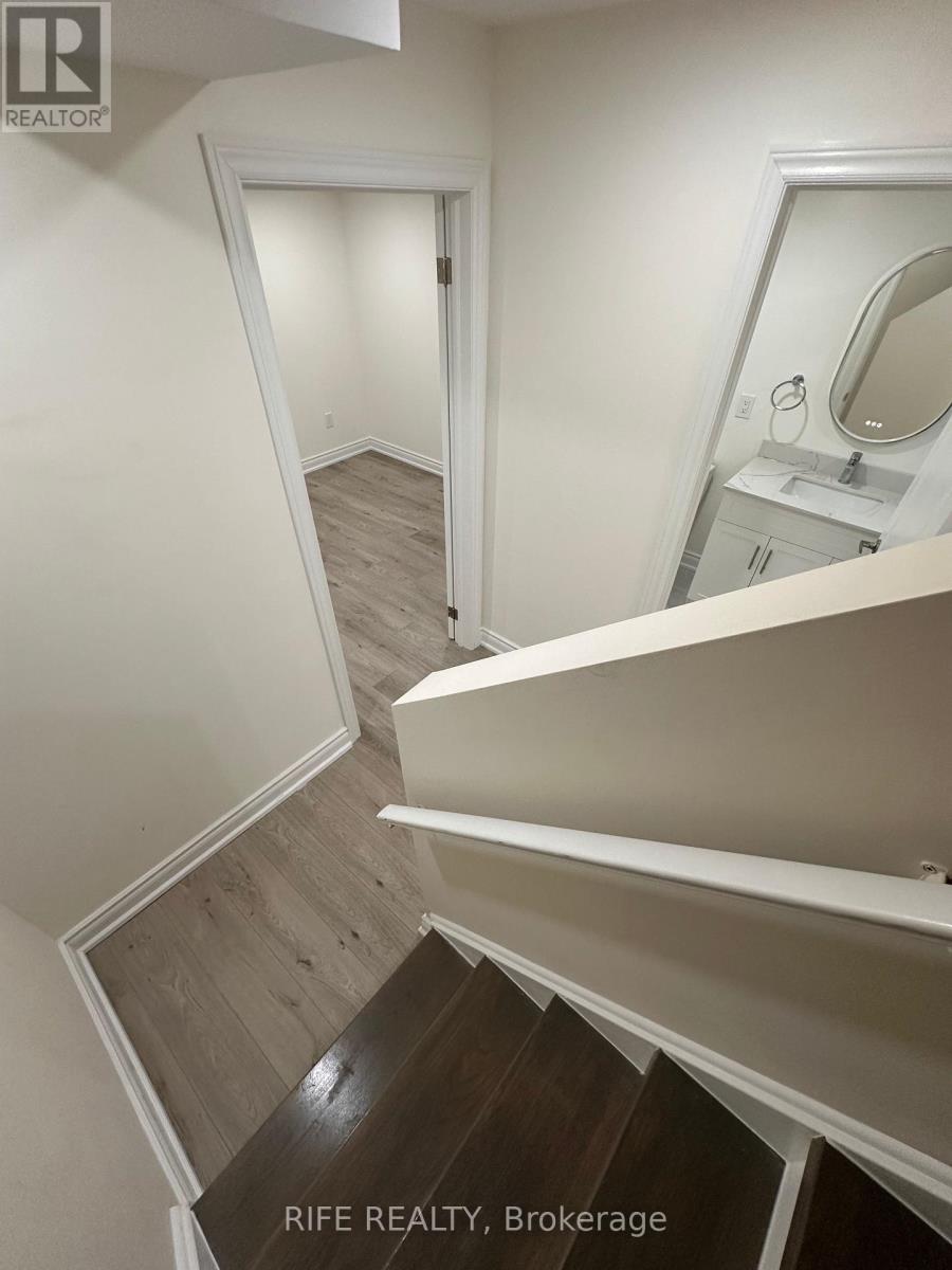 Lower 13 Charles Vogel Drive, Markham, Ontario  L3R 0K6 - Photo 9 - N12327292