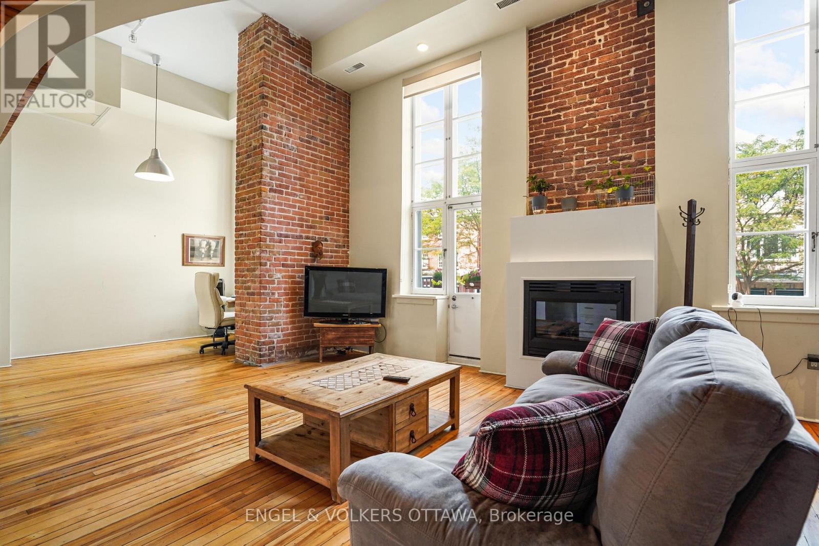 206 - 589 Rideau Street, Ottawa, Ontario  K1N 6A1 - Photo 17 - X12327429