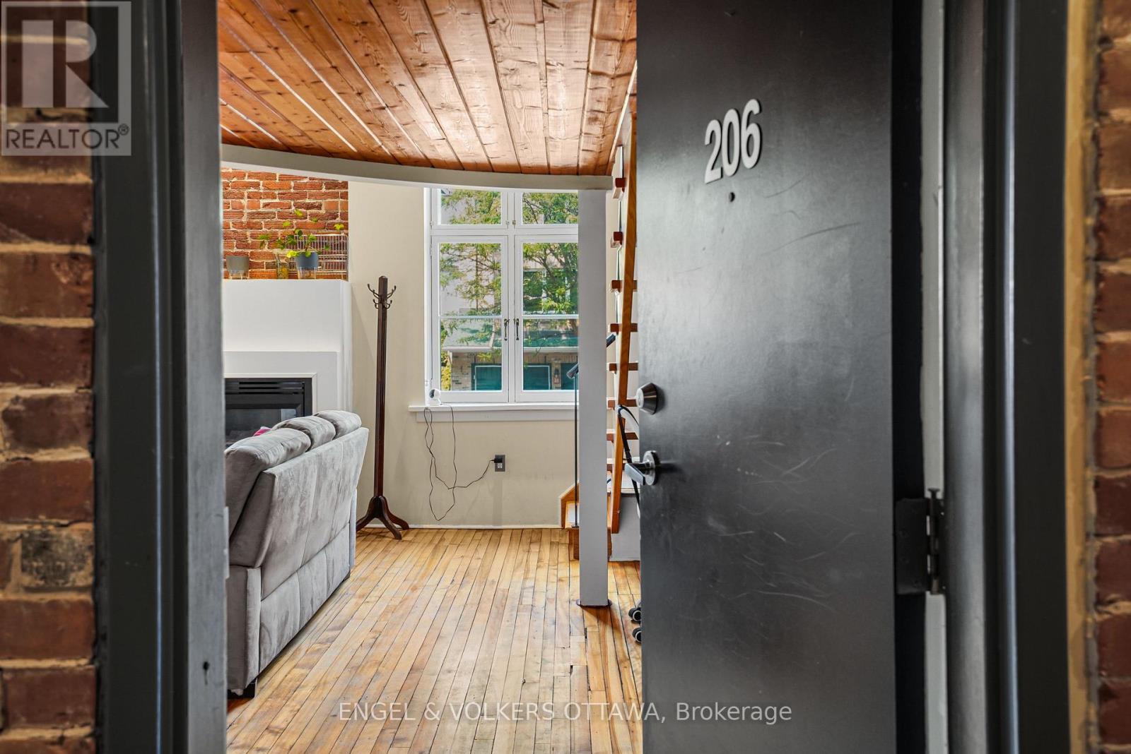 206 - 589 Rideau Street, Ottawa, Ontario  K1N 6A1 - Photo 6 - X12327429