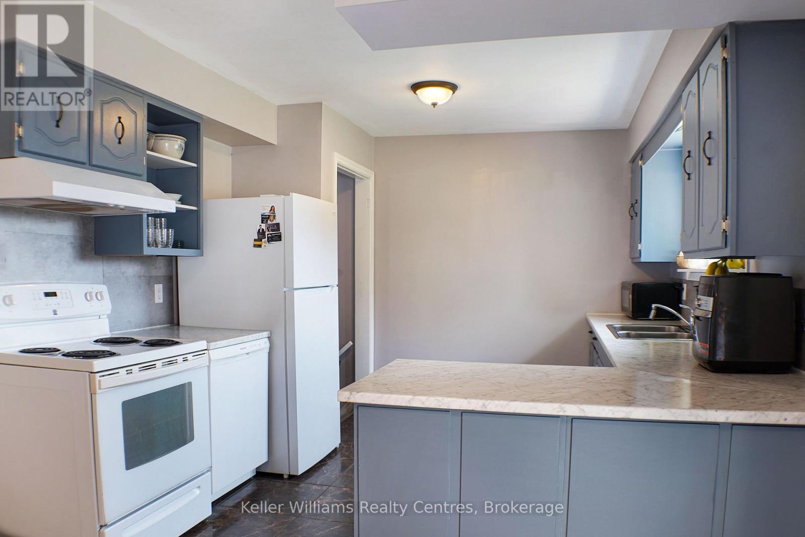 78 Elgin Avenue, Arran-Elderslie, Ontario  N0H 2N0 - Photo 15 - X12153809