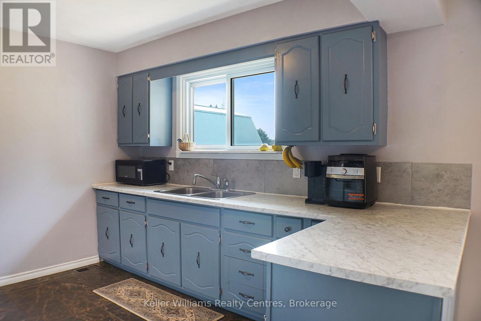 78 Elgin Avenue, Arran-Elderslie, Ontario  N0H 2N0 - Photo 17 - X12153809