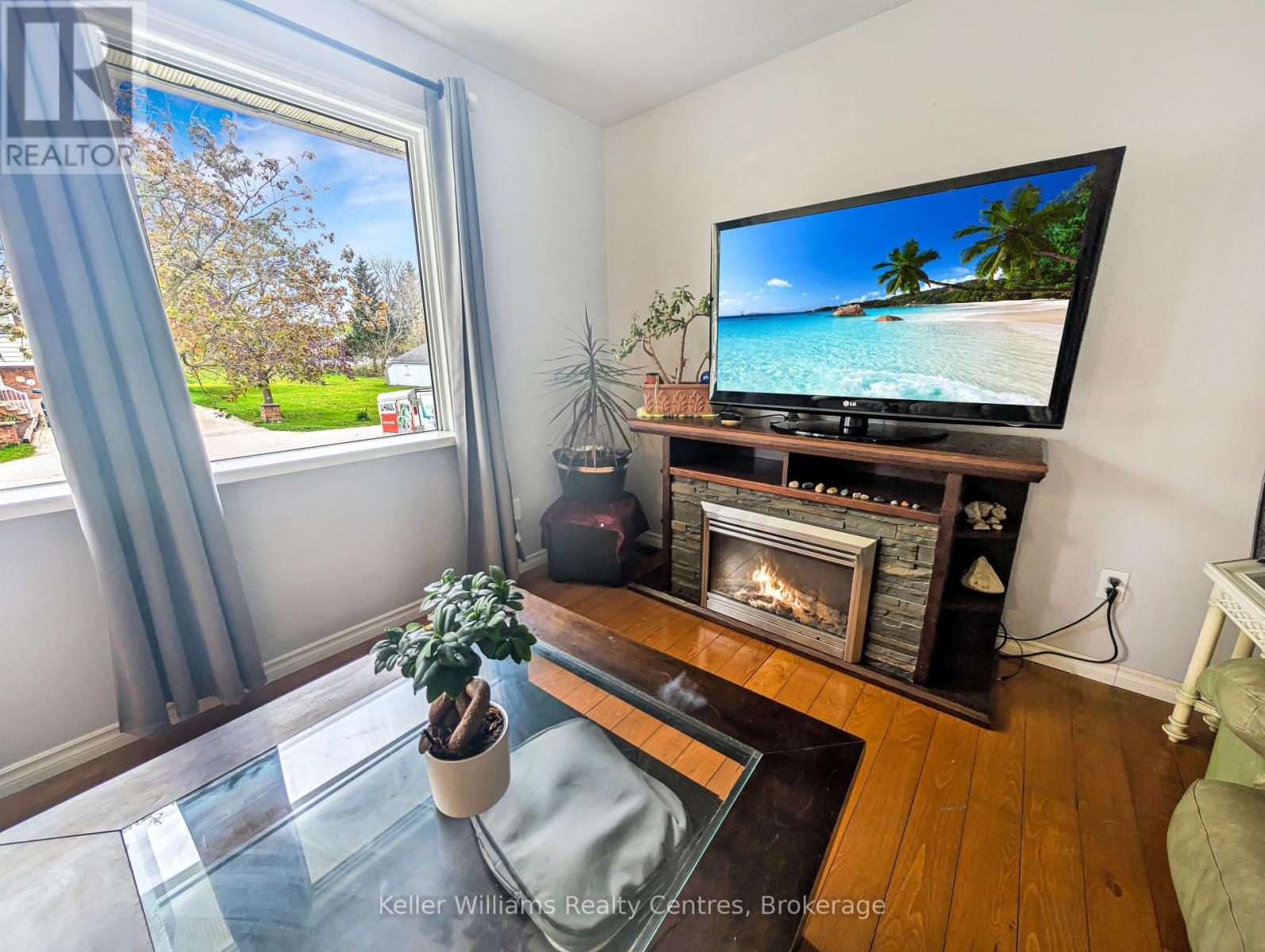 78 Elgin Avenue, Arran-Elderslie, Ontario  N0H 2N0 - Photo 14 - X12153809