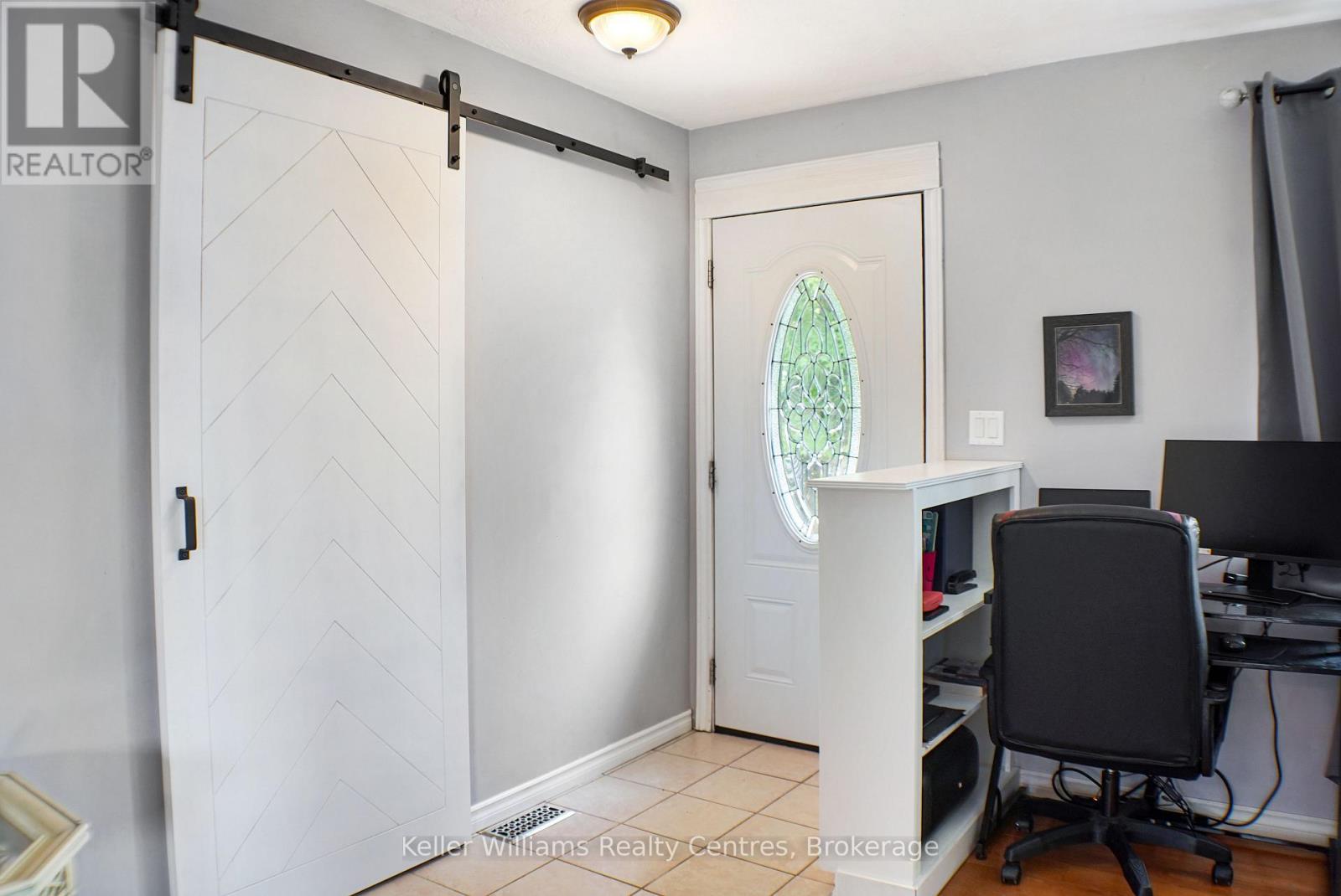 78 Elgin Avenue, Arran-Elderslie, Ontario  N0H 2N0 - Photo 10 - X12153809