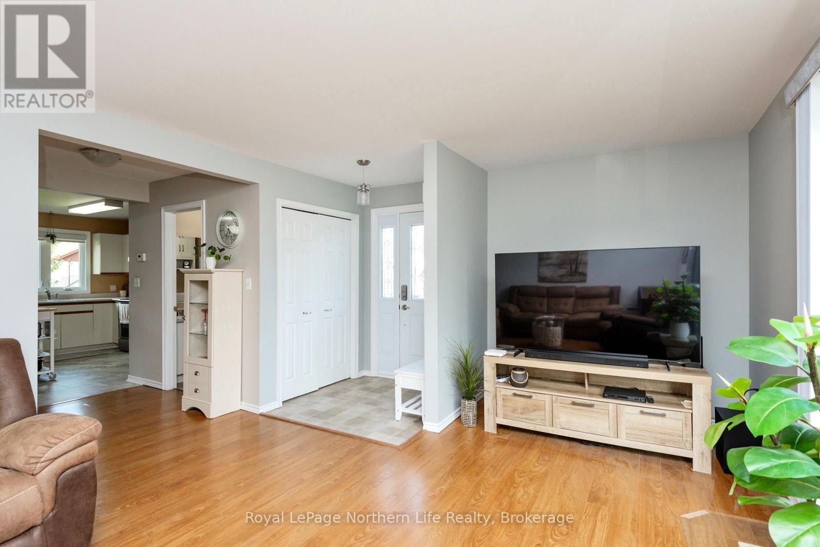 Property at 252 GOULD AVENUE image 5