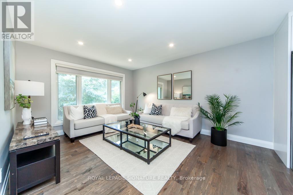 Property at 3605 THE CREDIT WOODLANDS image 4