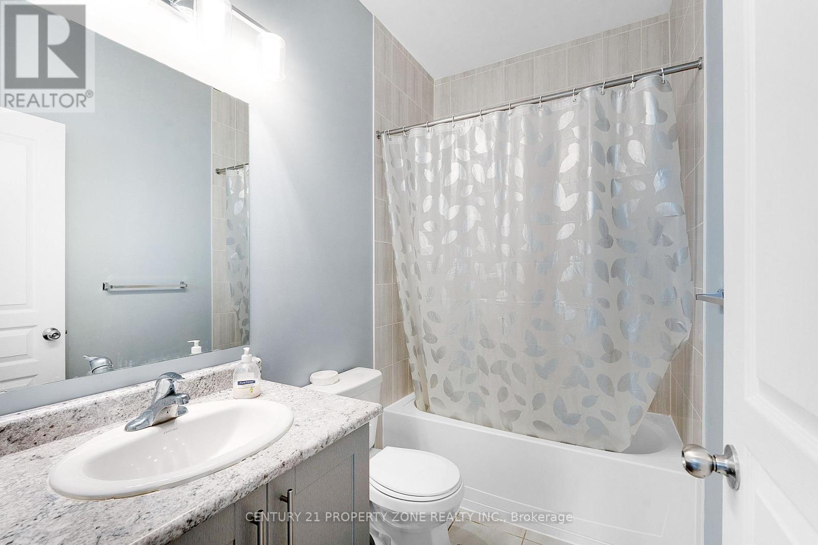 358 Robert Parkinson Drive, Brampton, Ontario  L7A 4C5 - Photo 19 - W12327293