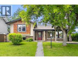 219 Lake Rosen Crescent SE Lake Bonavista