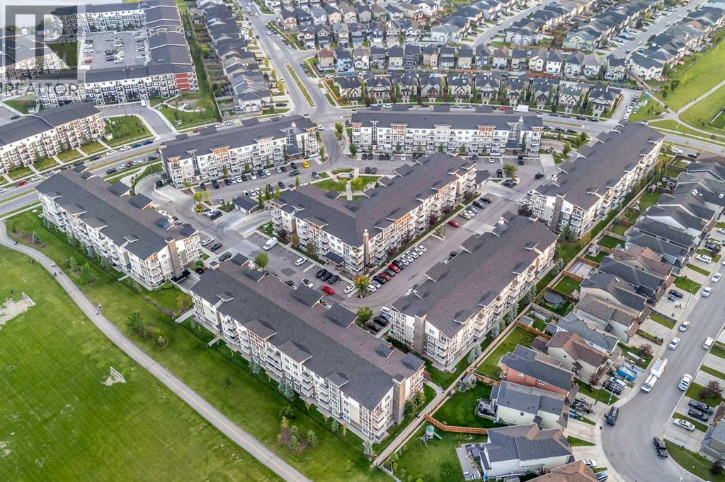 Property at 5304, 302 Skyview Ranch Drive NE image 5