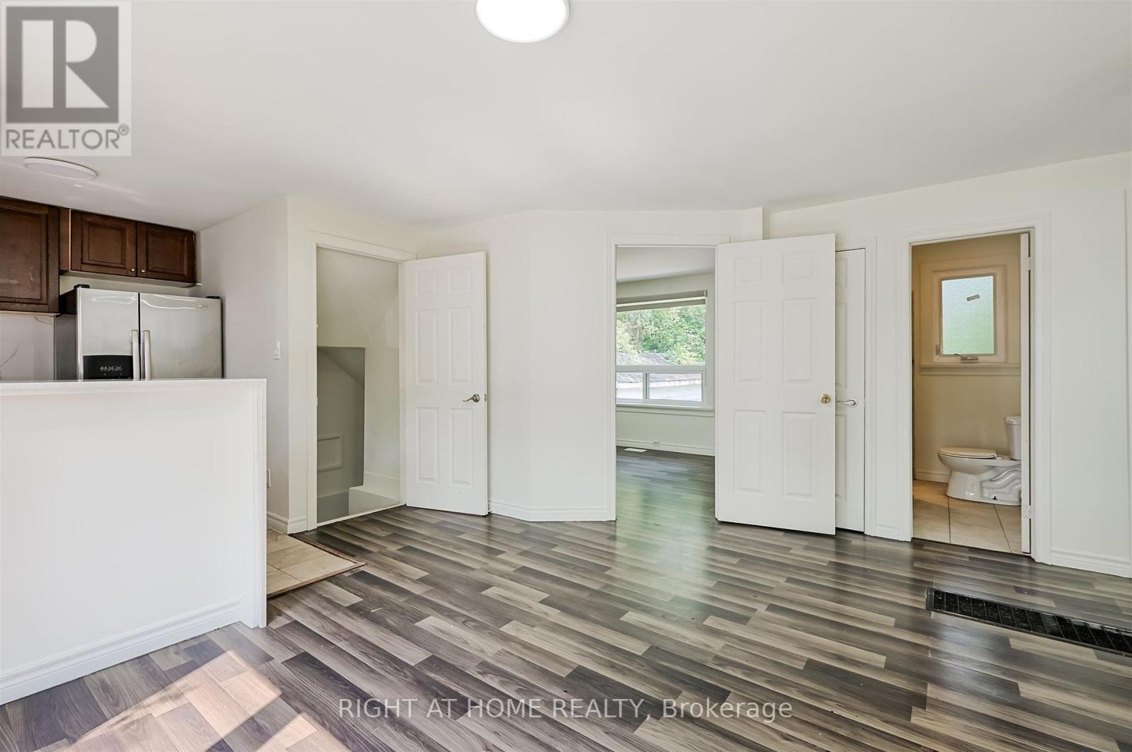 Property at 1081 VICTORIA PARK AVENUE image 5
