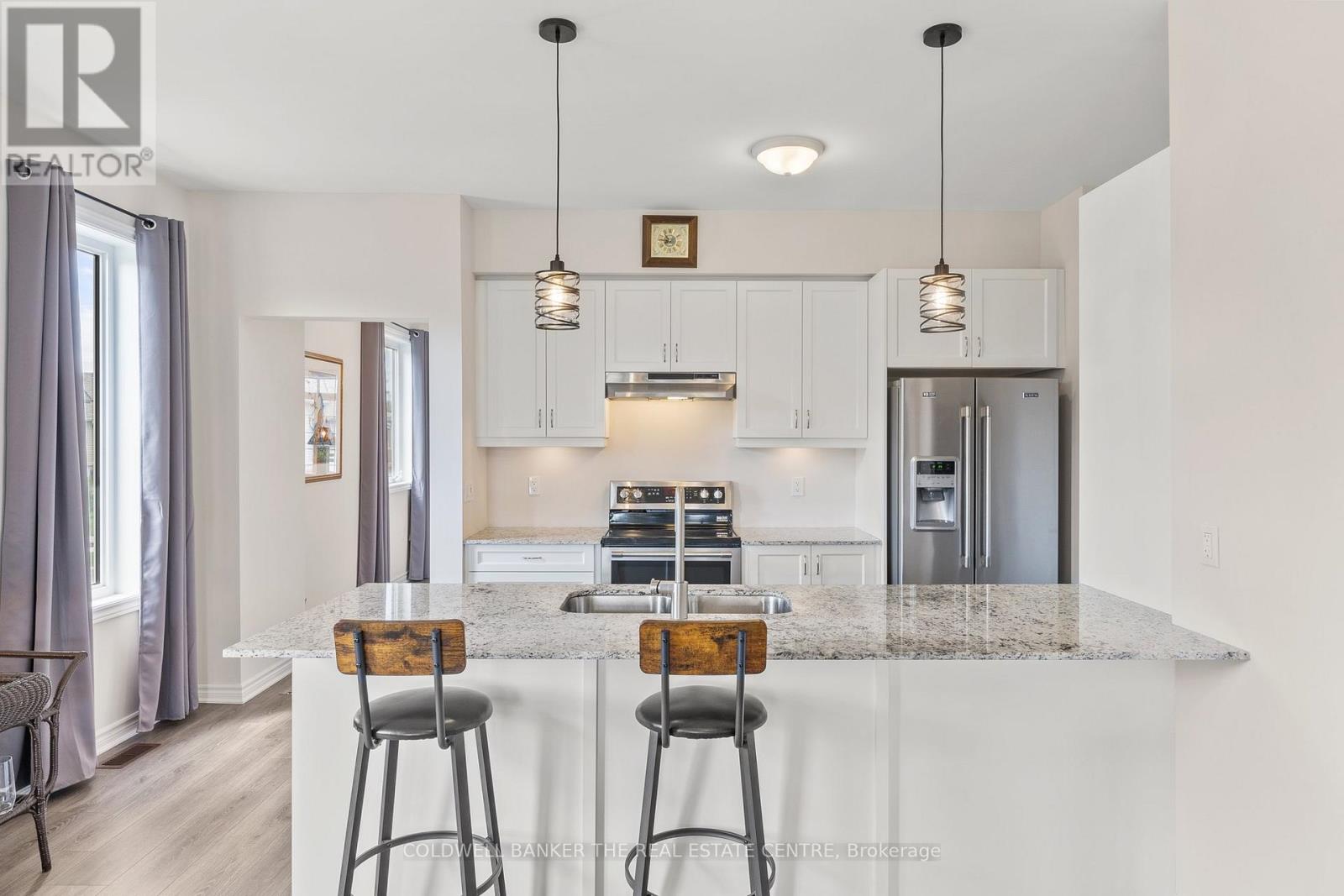 38 - 17 Lakewood Crescent S, Kawartha Lakes (Bobcaygeon), Ontario  K0M 1A0 - Photo 11 - X12327248