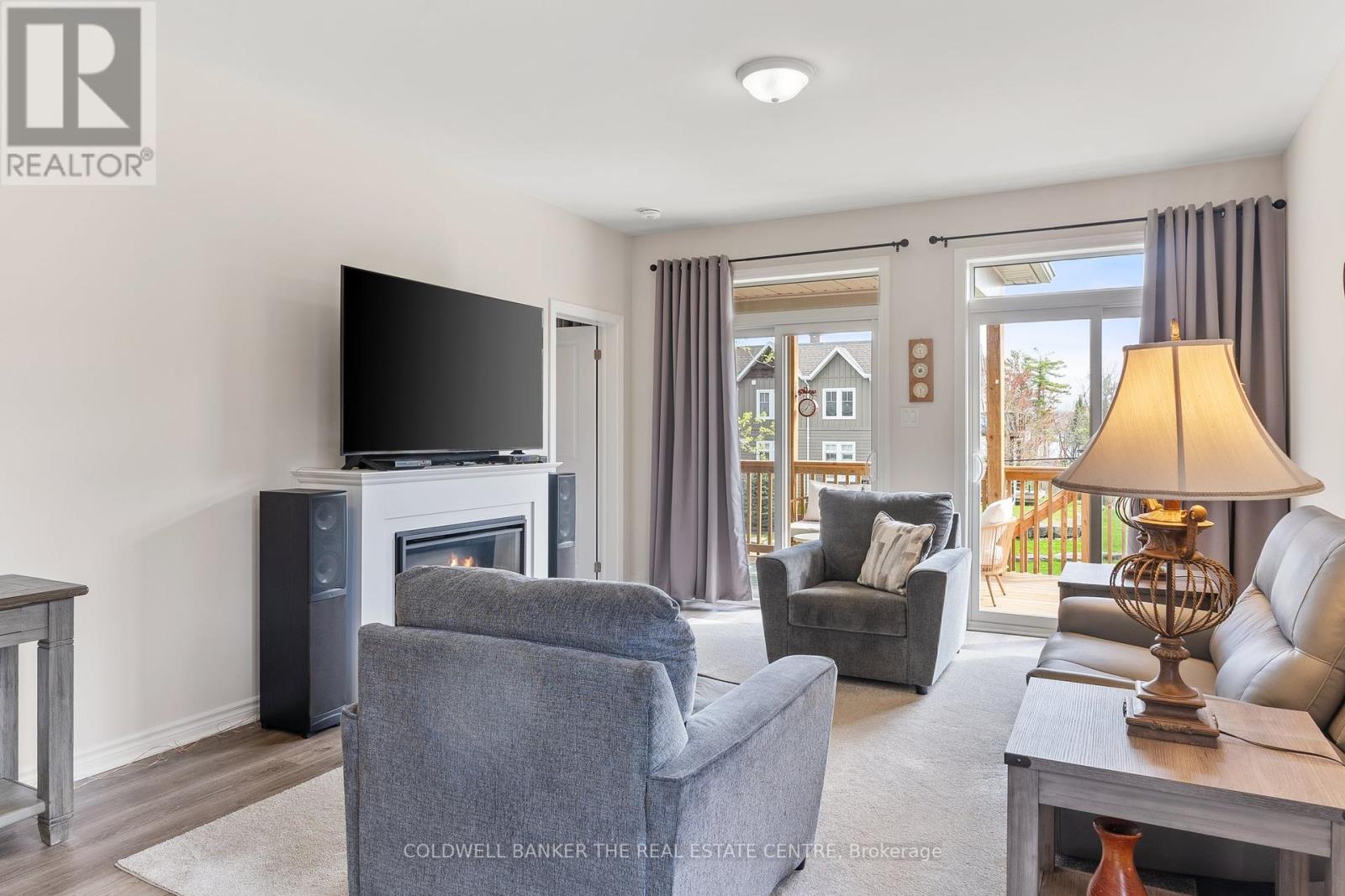 38 - 17 Lakewood Crescent S, Kawartha Lakes (Bobcaygeon), Ontario  K0M 1A0 - Photo 12 - X12327248