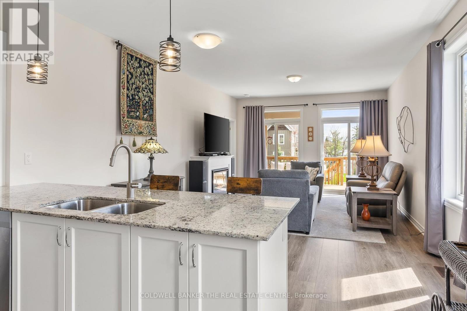 38 - 17 Lakewood Crescent S, Kawartha Lakes (Bobcaygeon), Ontario  K0M 1A0 - Photo 15 - X12327248
