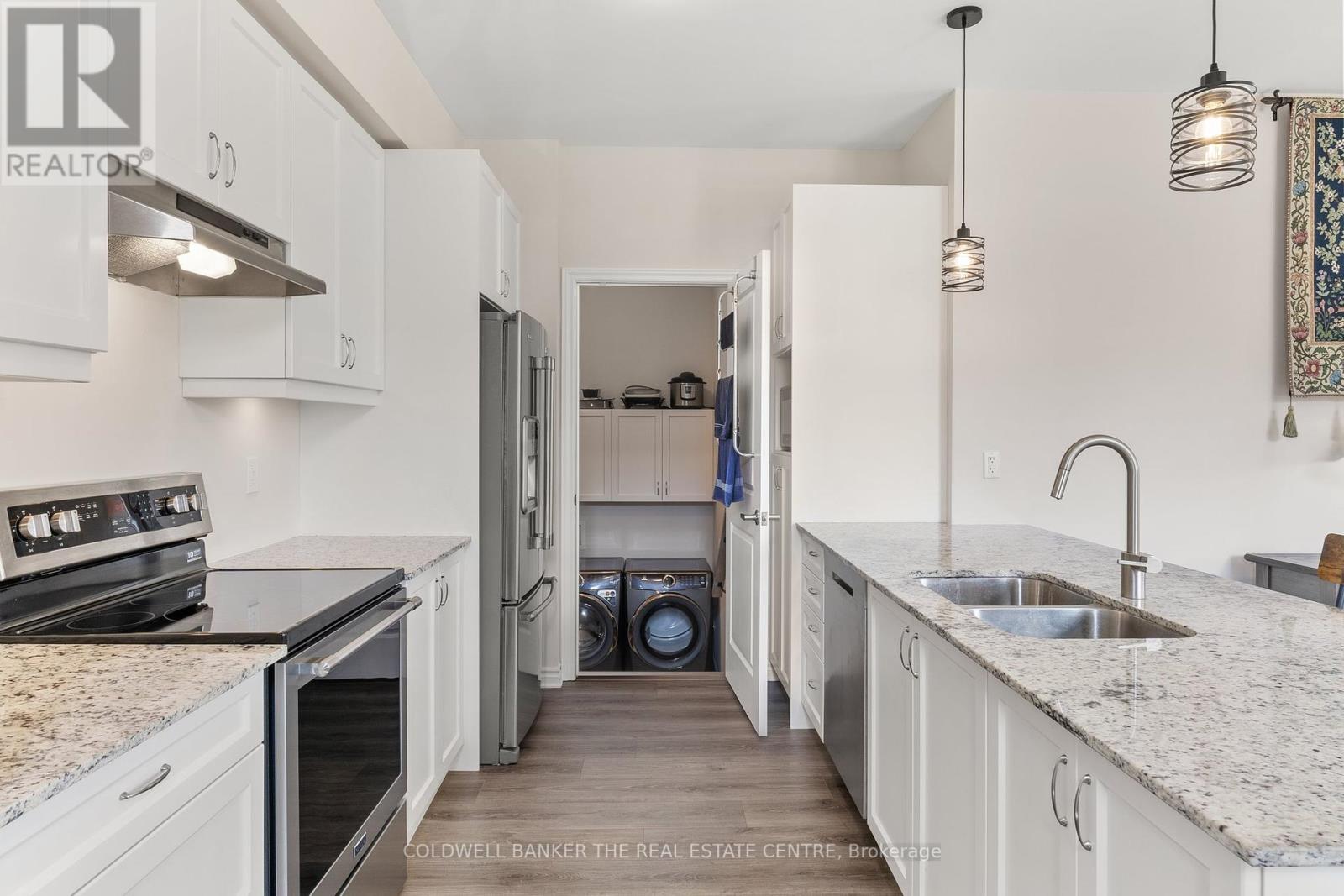 38 - 17 Lakewood Crescent S, Kawartha Lakes (Bobcaygeon), Ontario  K0M 1A0 - Photo 8 - X12327248