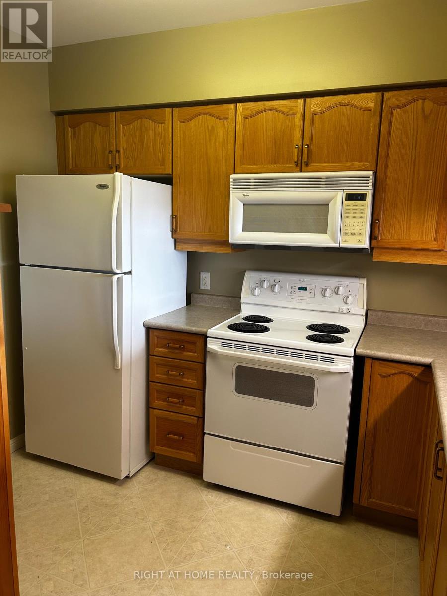 507 - 90 Dean Avenue, Barrie (Painswick South), Ontario  L4N 0M3 - Photo 5 - S9231440