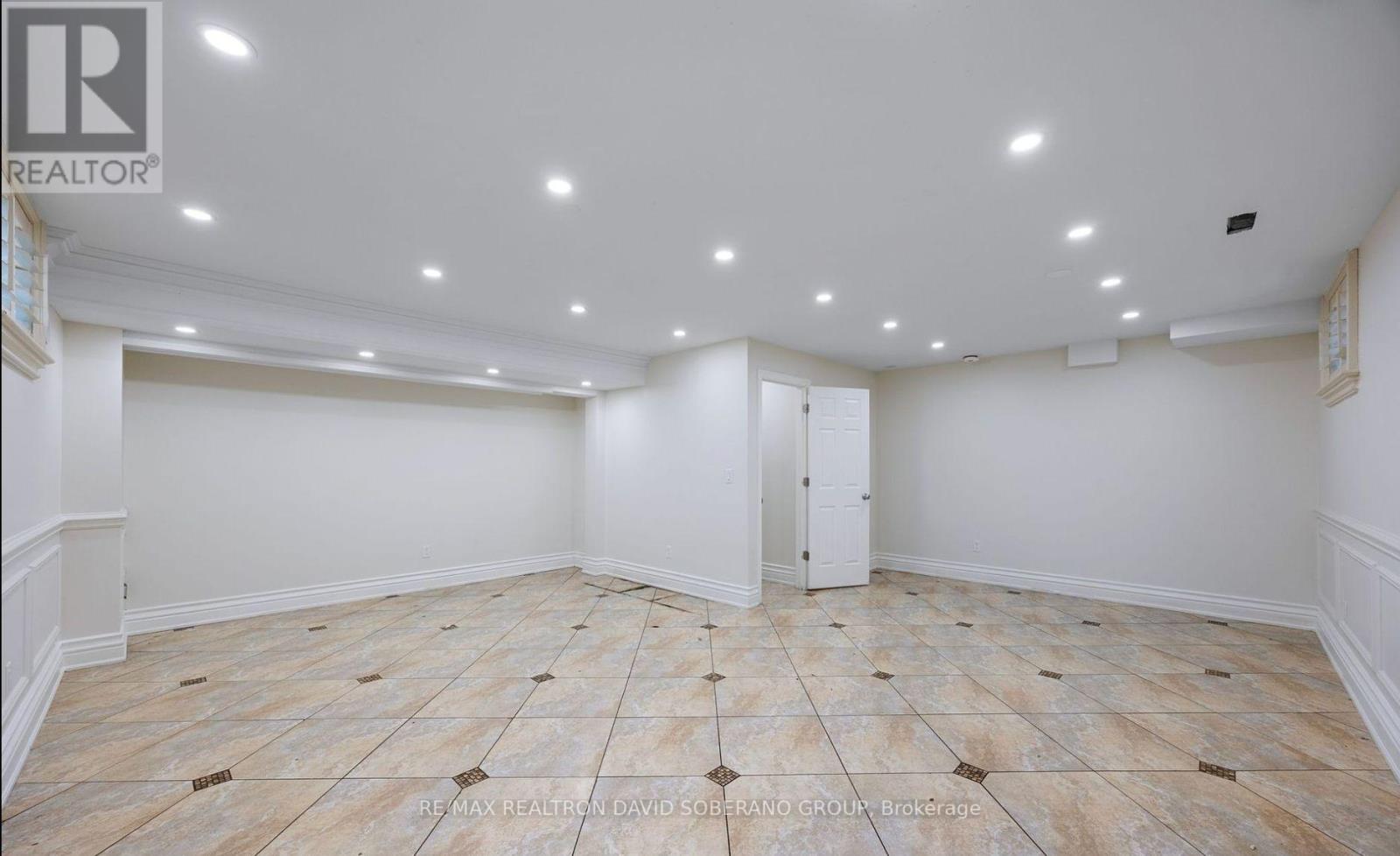 10 Bainbridge Avenue, Toronto, Ontario  M3H 2J7 - Photo 33 - C12325264