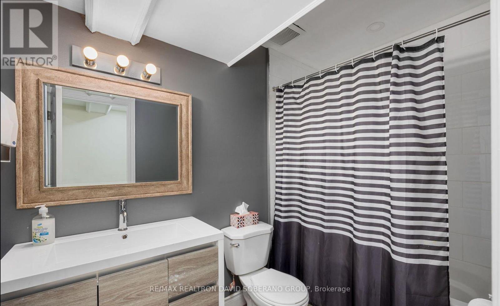 10 Bainbridge Avenue, Toronto, Ontario  M3H 2J7 - Photo 31 - C12325264