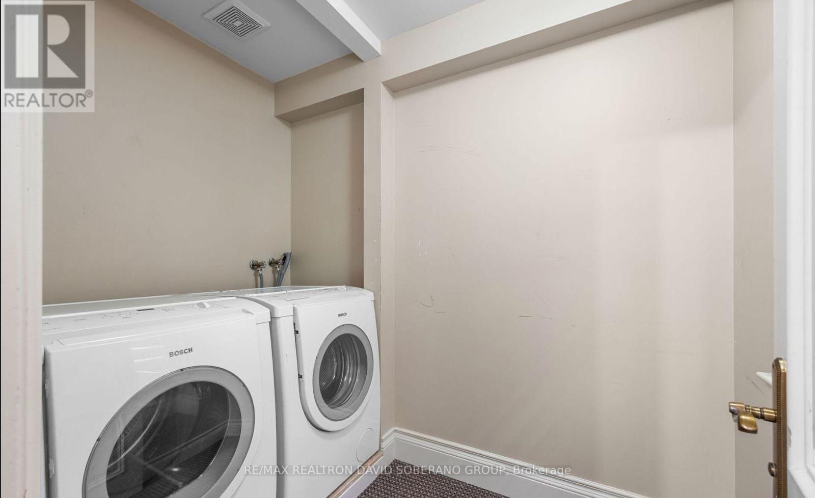 10 Bainbridge Avenue, Toronto, Ontario  M3H 2J7 - Photo 19 - C12325264