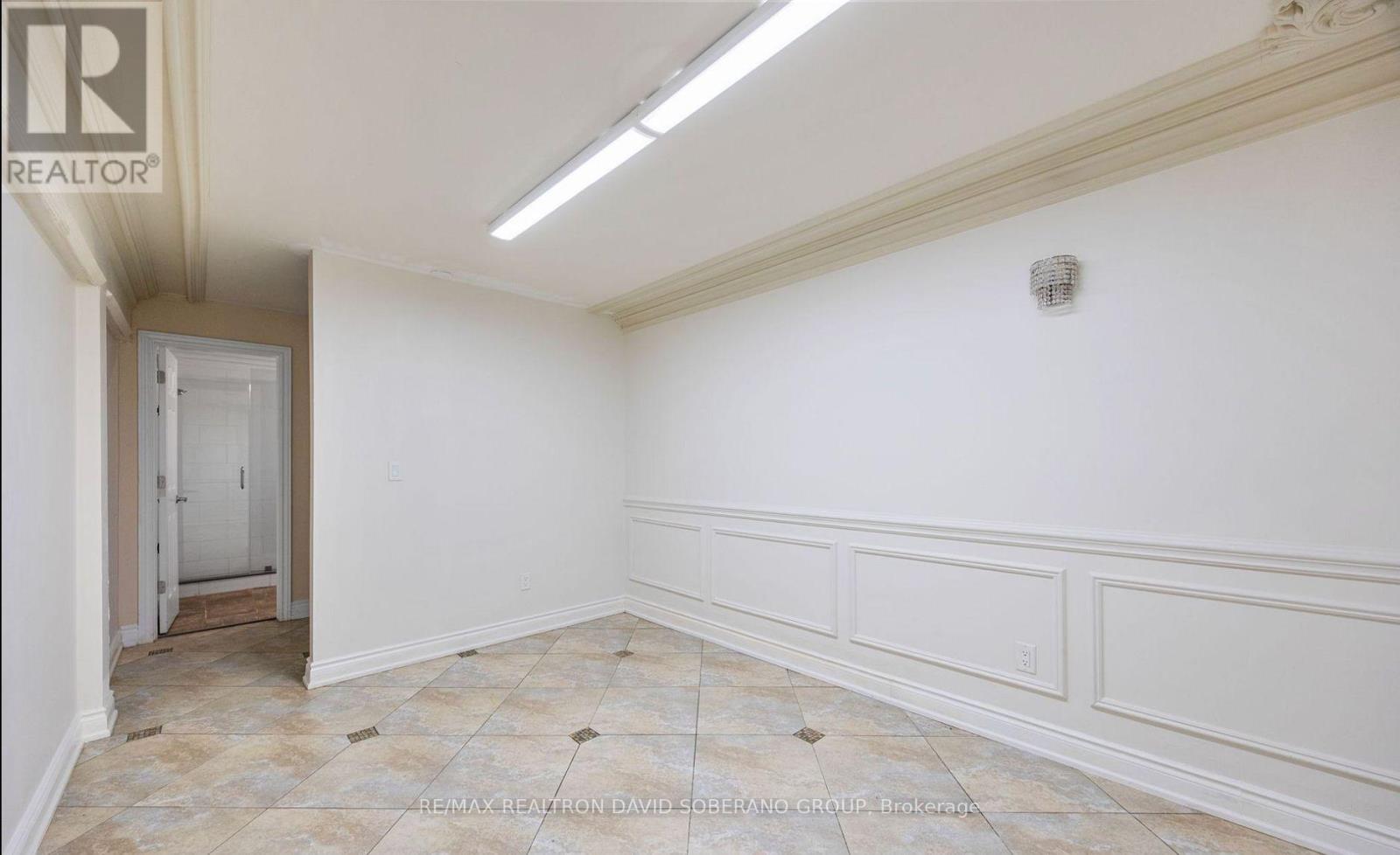 10 Bainbridge Avenue, Toronto, Ontario  M3H 2J7 - Photo 26 - C12325264