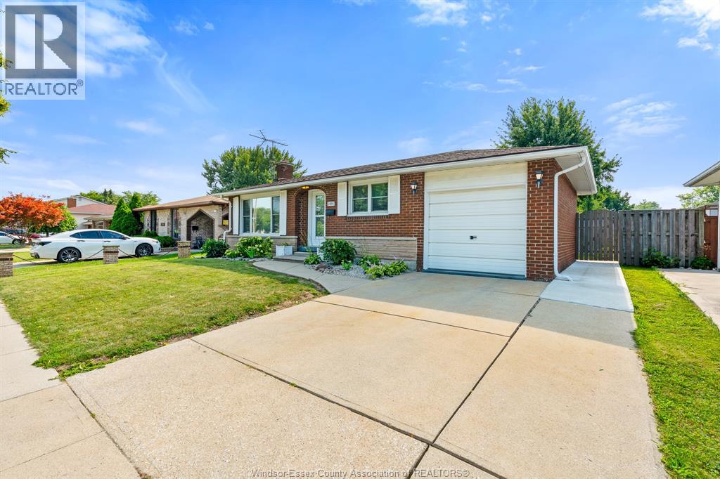Property at 2891 FOREST GLADE DRIVE image 3