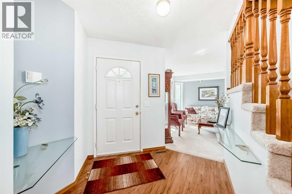 Property at 95 Scenic Gardens NW image 2