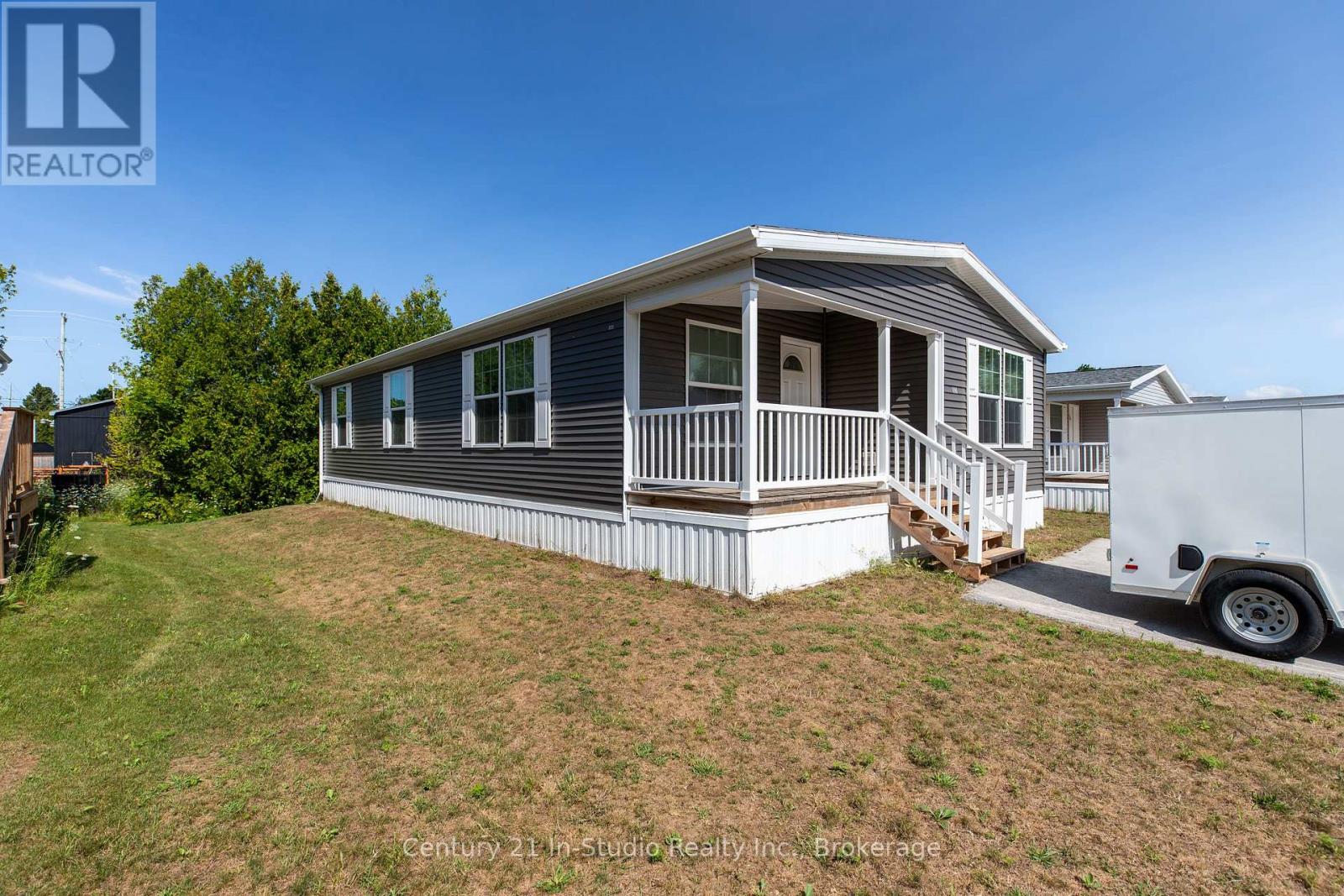 63 - 332 Concession 6, Saugeen Shores, Ontario  N0H 2C7 - Photo 2 - X12041454