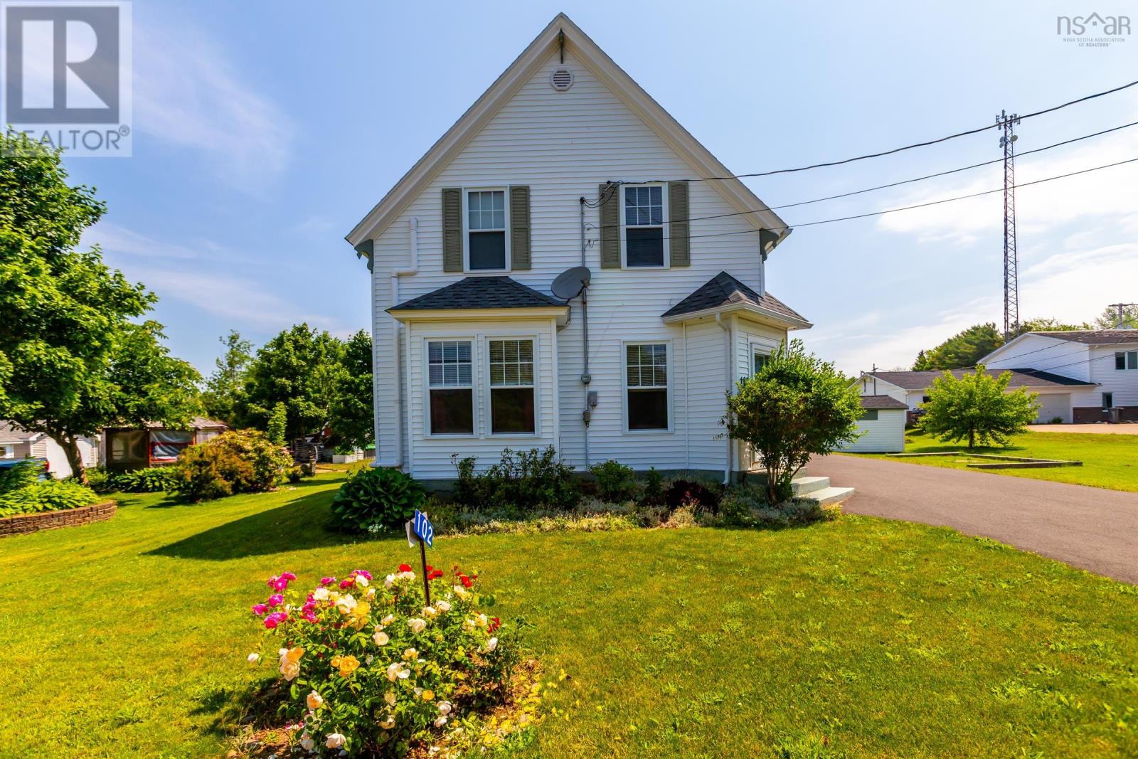 102 Lawrencetown Lane, Lawrencetown, Nova Scotia  B0S 1M0 - Photo 1 - 202515730