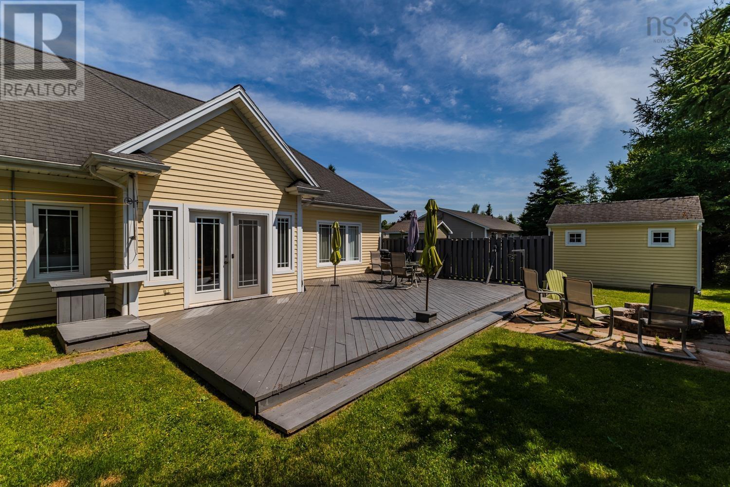 Property at 109 Edgehill Drive image 4
