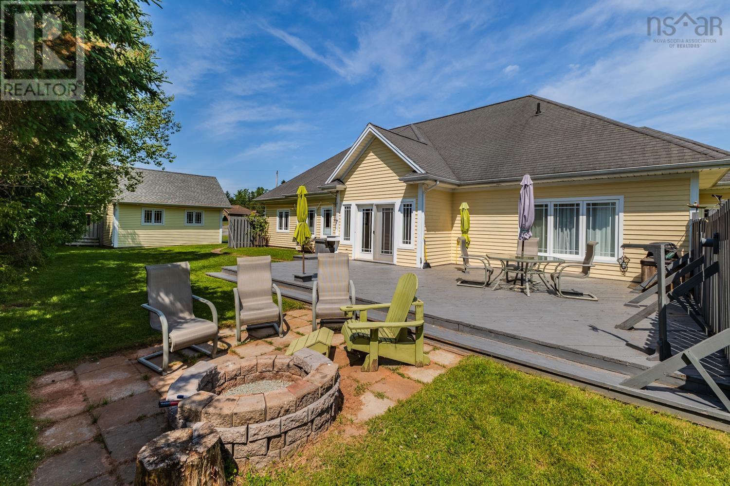 Property at 109 Edgehill Drive image 3