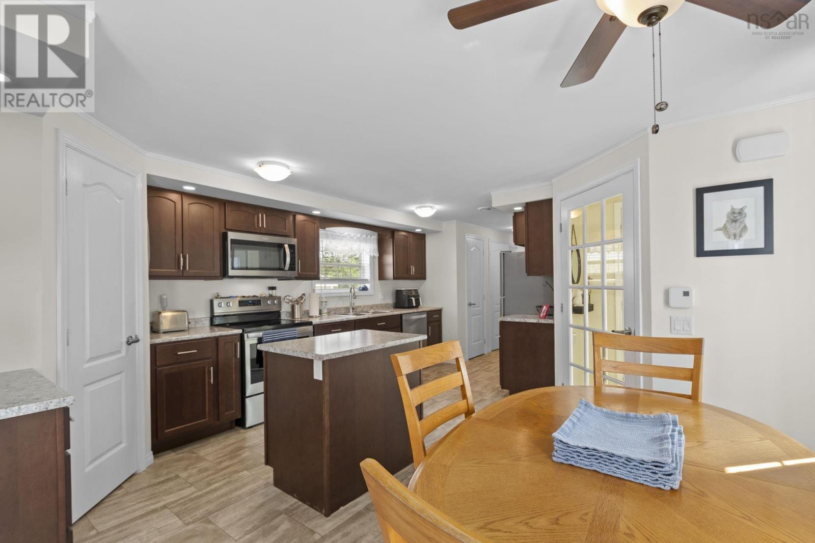 24 Ninth Street, Lucasville, Nova Scotia  B4B 1R5 - Photo 7 - 202518813