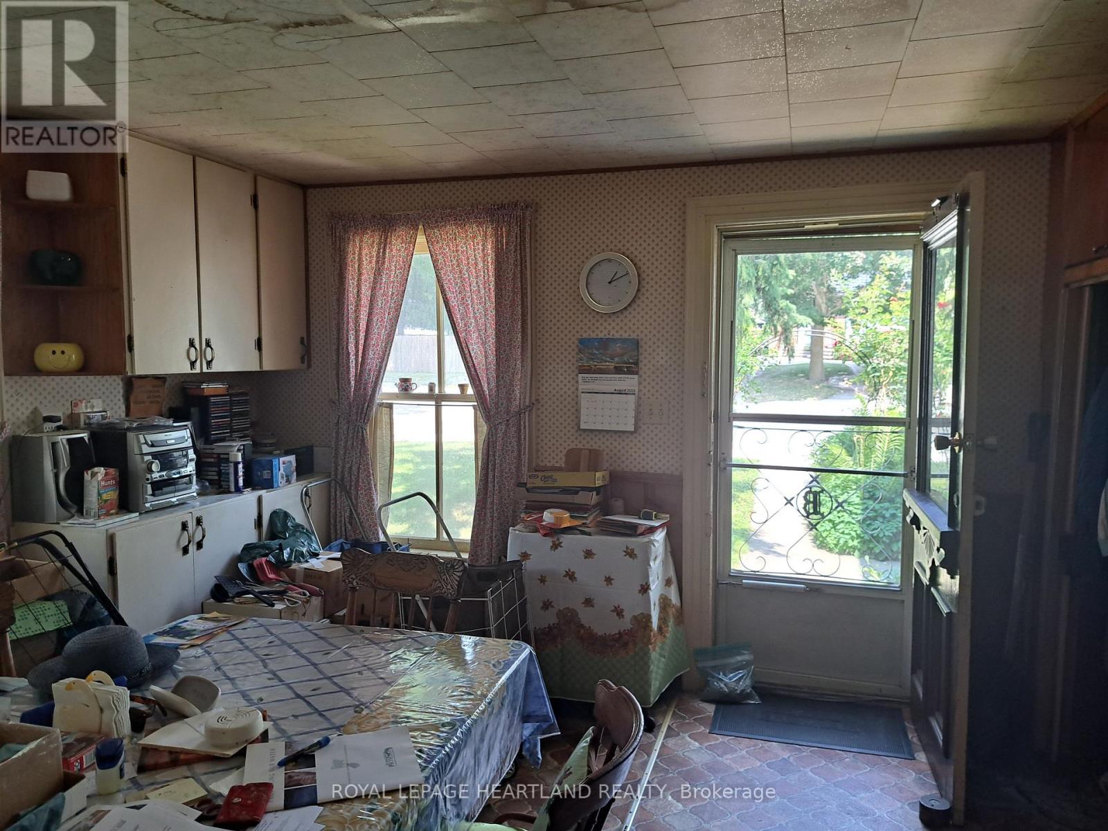 22 Whitehead Street, Central Huron, Ontario  N0M 1L0 - Photo 15 - X12327523