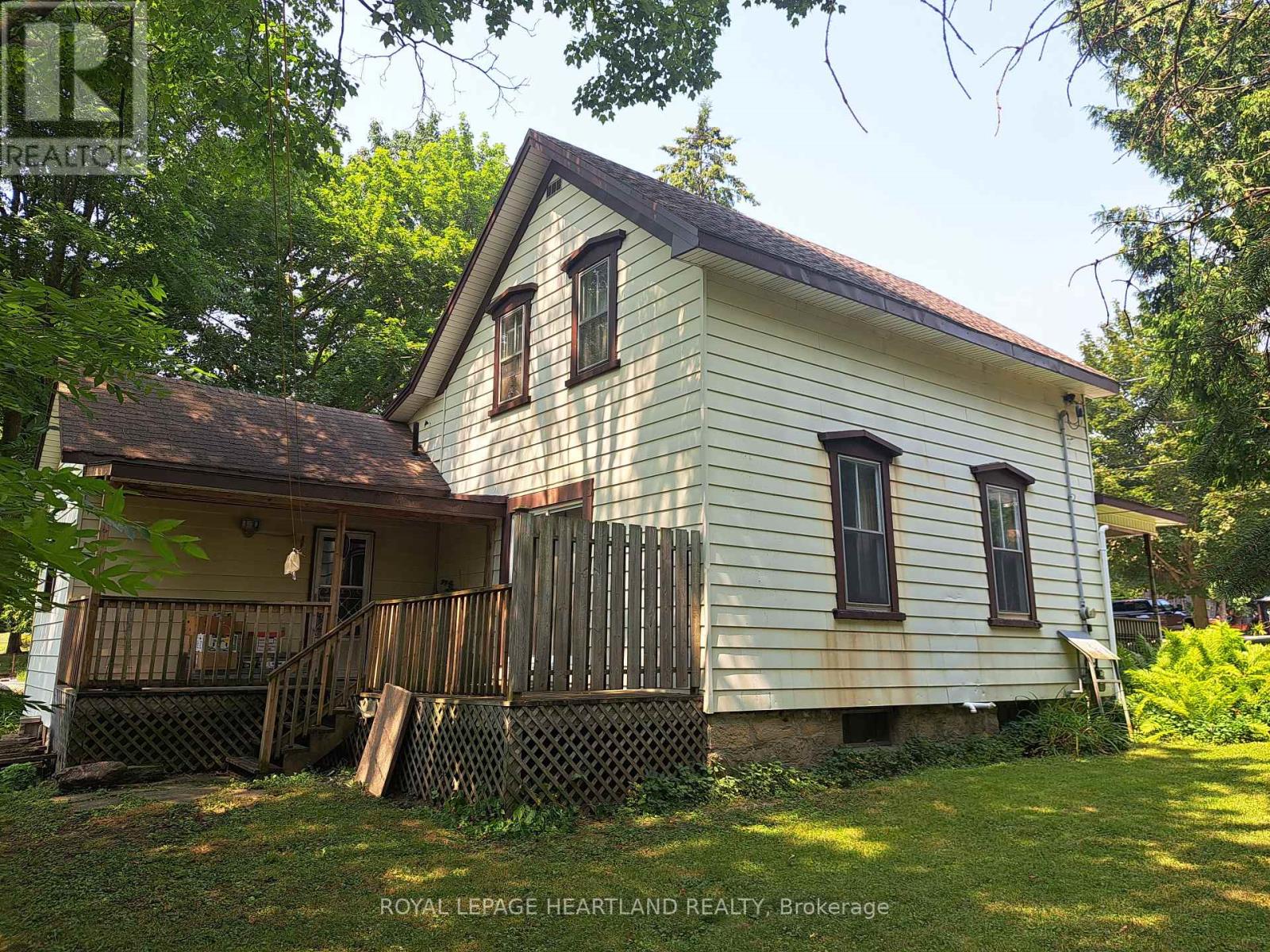 22 Whitehead Street, Central Huron, Ontario  N0M 1L0 - Photo 18 - X12327523