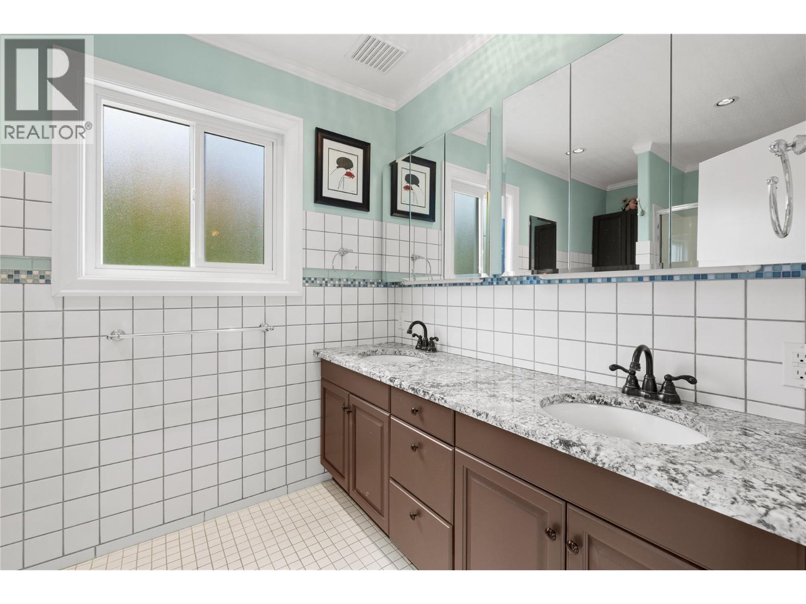 Property at 1064 Kelly Drive image 4