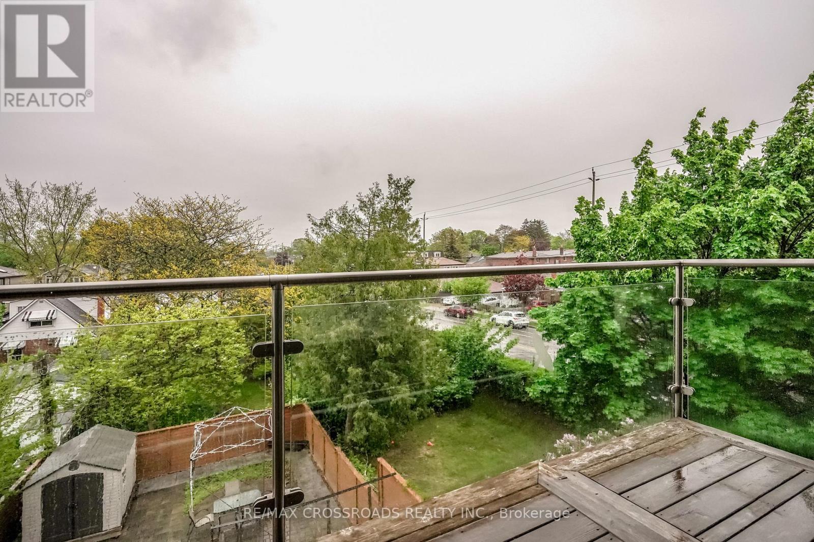 1a Roblin Avenue, Toronto, Ontario  M4C 3P7 - Photo 26 - E12327350