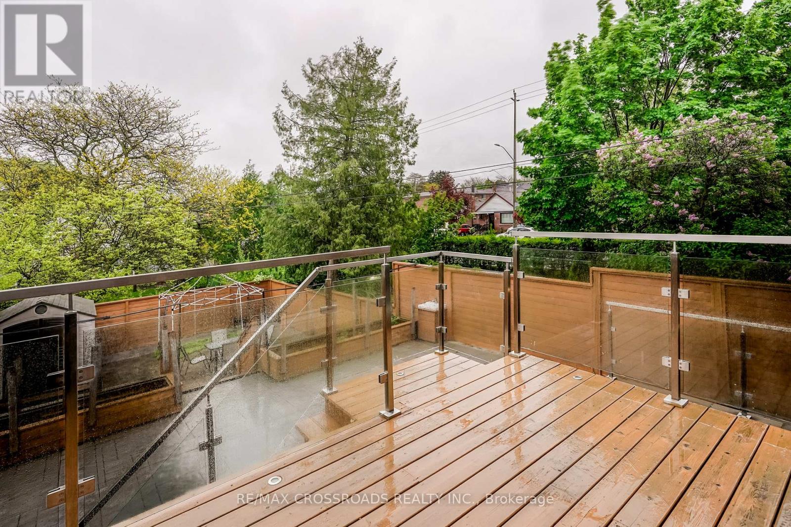 1a Roblin Avenue, Toronto, Ontario  M4C 3P7 - Photo 43 - E12327350