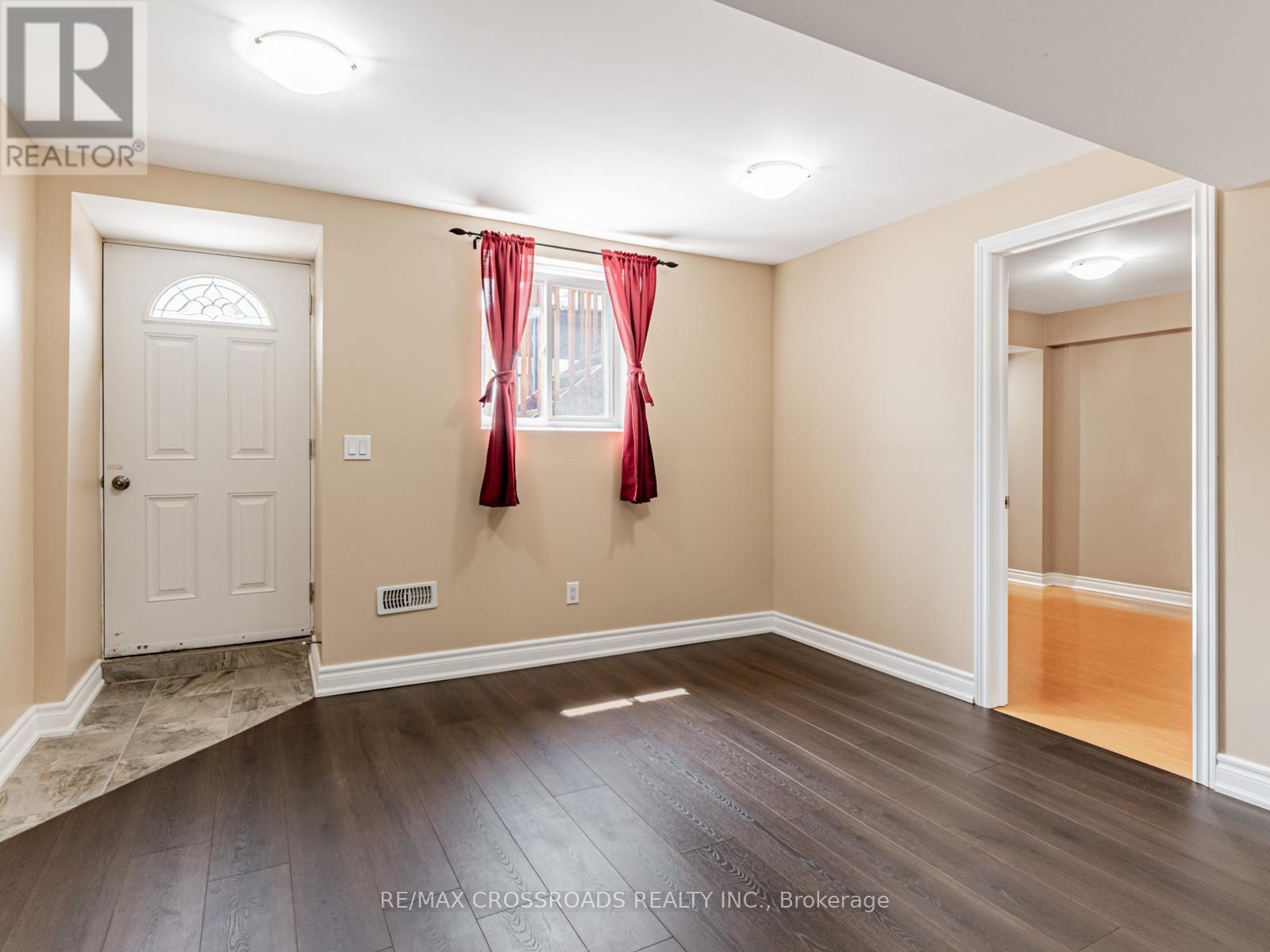 1373 Wallig Avenue, Oshawa, Ontario  L1K 0J5 - Photo 3 - E12327373