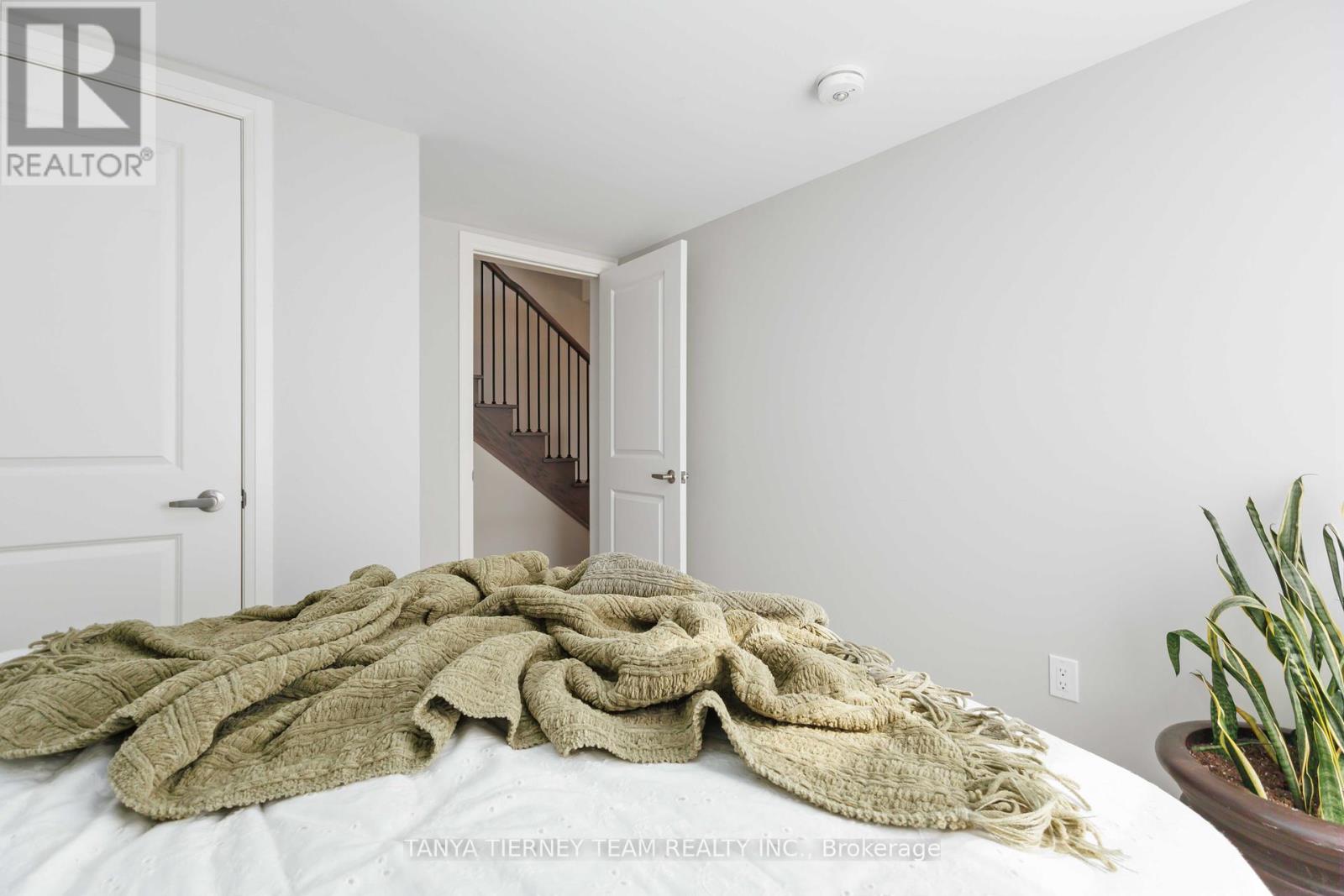 605 Port Darlington Road, Clarington, Ontario  L1C 7G1 - Photo 12 - E12327397