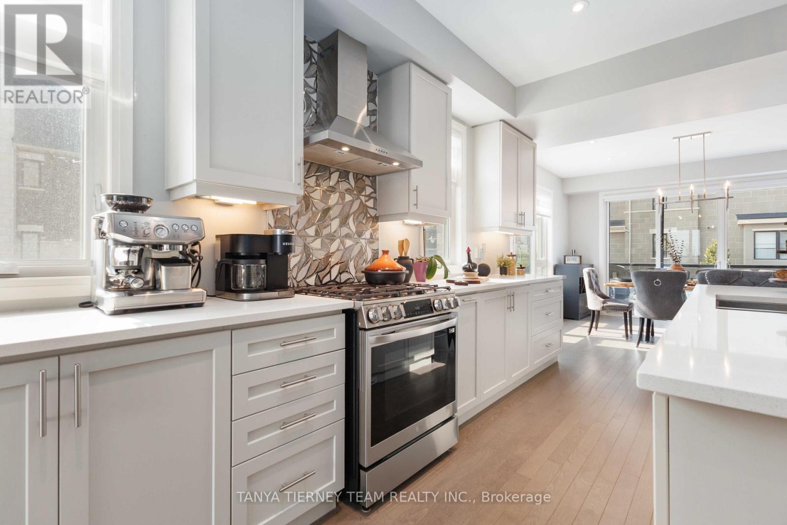 605 Port Darlington Road, Clarington, Ontario  L1C 7G1 - Photo 22 - E12327397