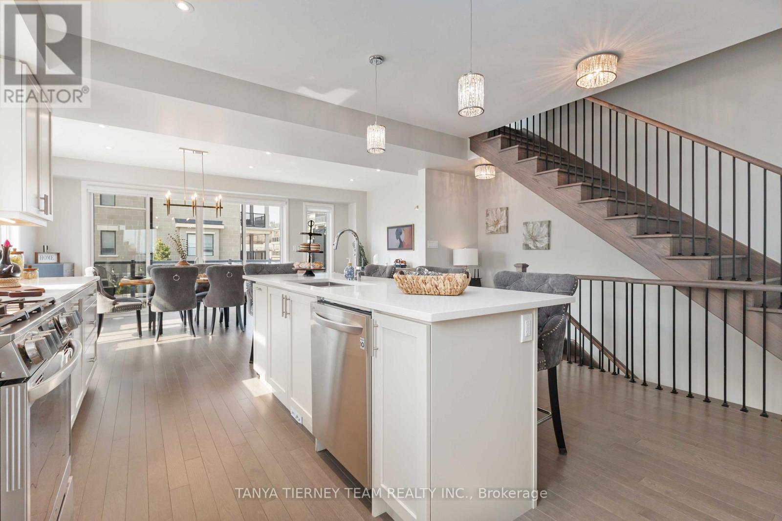 605 Port Darlington Road, Clarington, Ontario  L1C 7G1 - Photo 25 - E12327397
