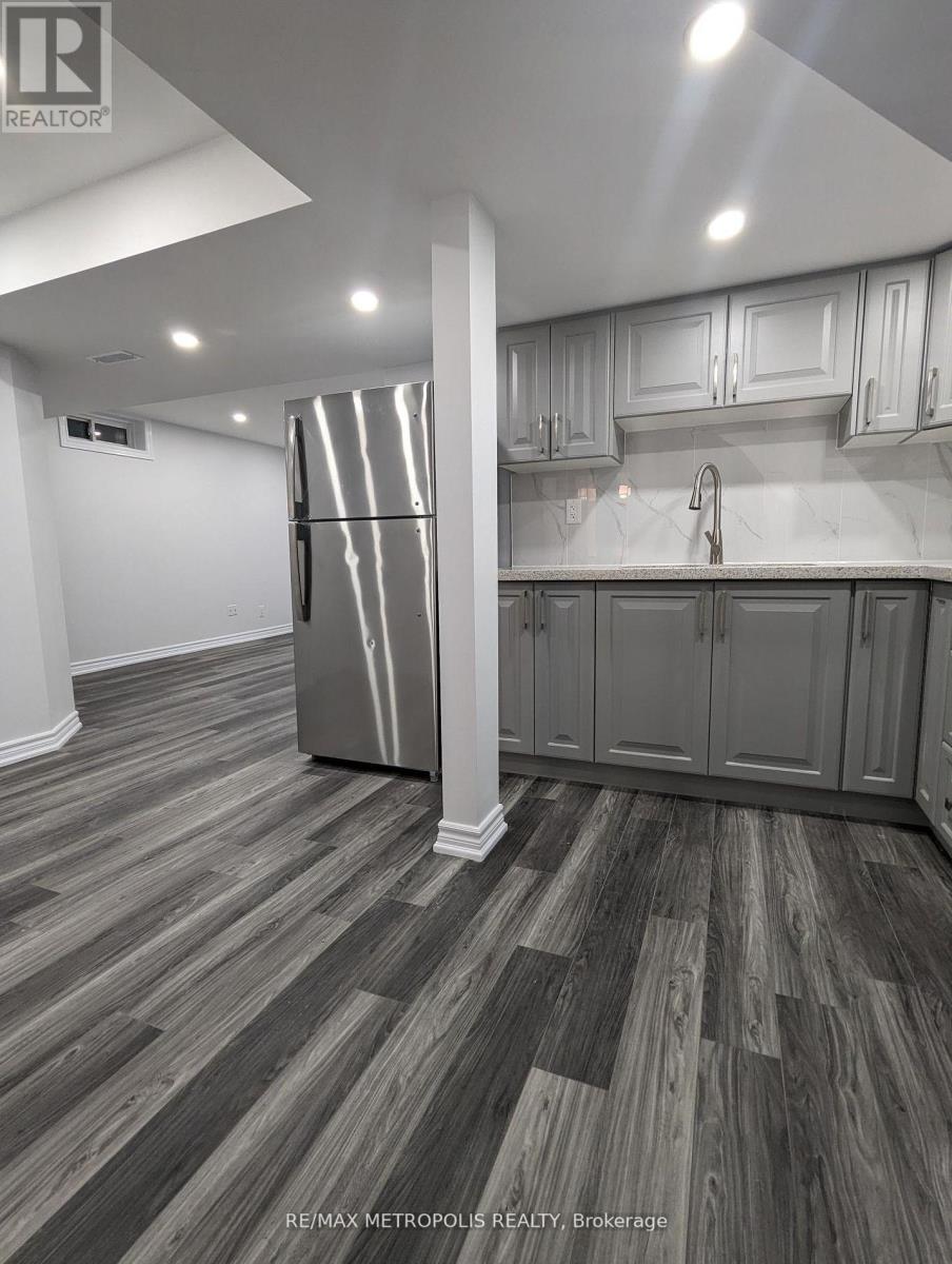 Bsmt - 20 Blackbird Gate, Toronto, Ontario  M1B 6B1 - Photo 3 - E12327412