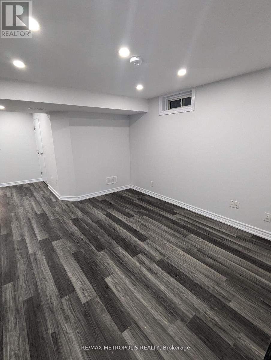 Bsmt - 20 Blackbird Gate, Toronto, Ontario  M1B 6B1 - Photo 8 - E12327412