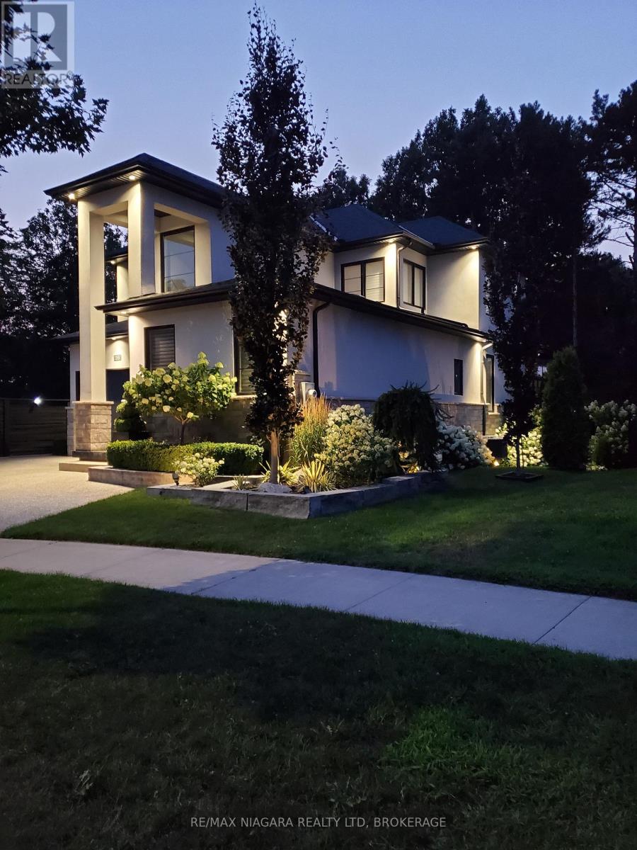 Property at 26 OLDE SCHOOL COURT image 3