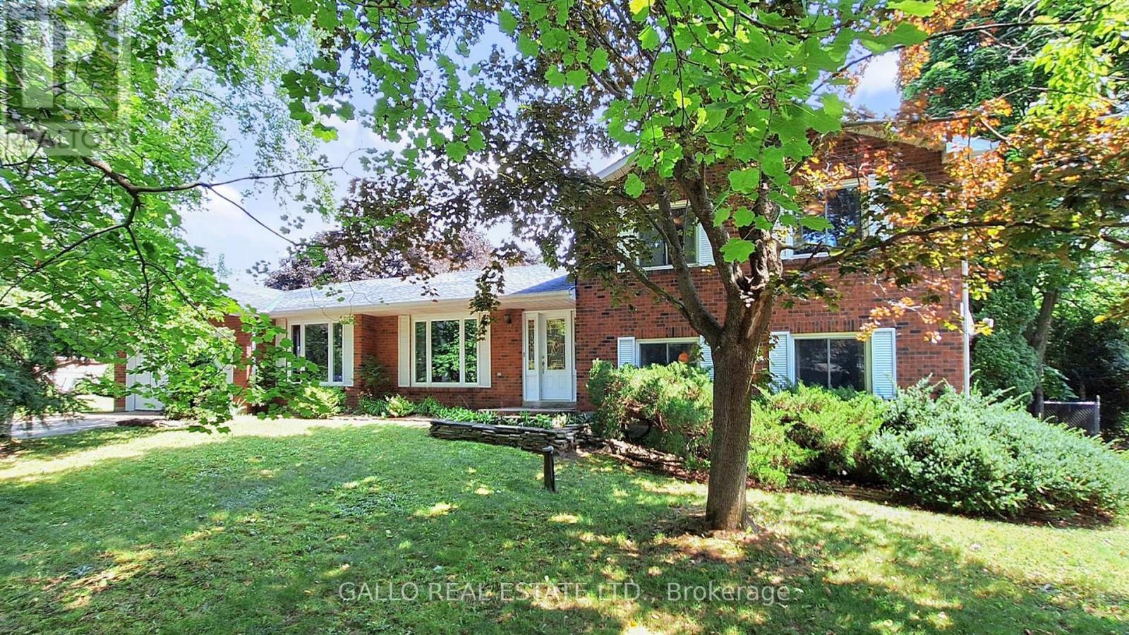 Property at 5 THORNBAY DRIVE image 2