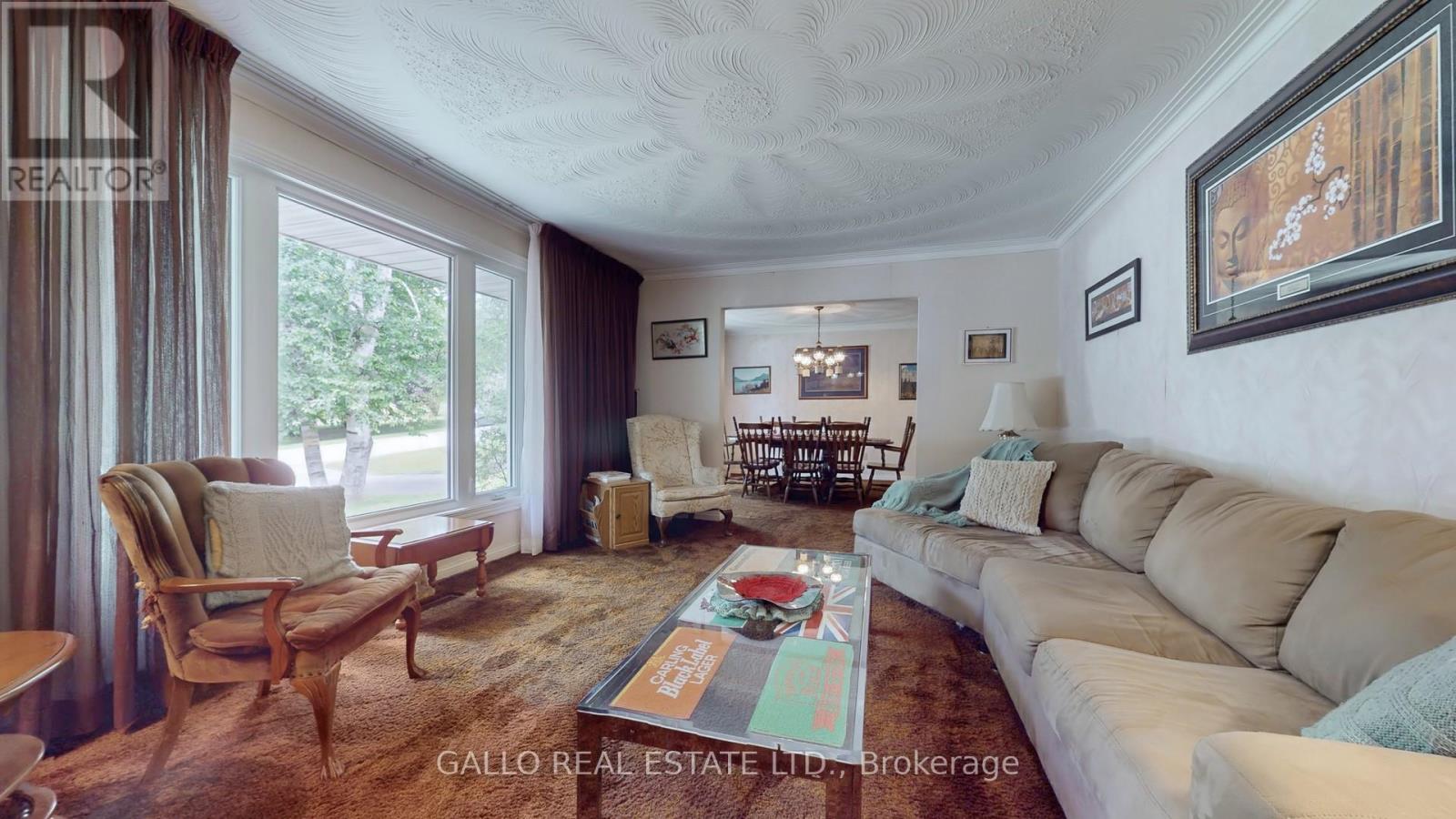 Property at 5 THORNBAY DRIVE image 5