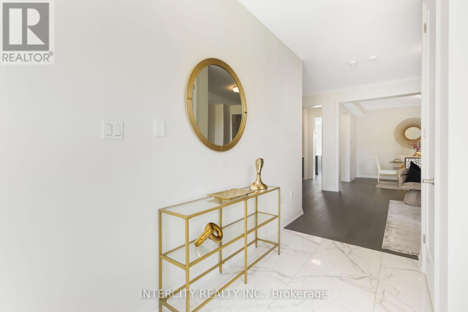 Property at 5 HUMMINGBIRD GROVE image 4